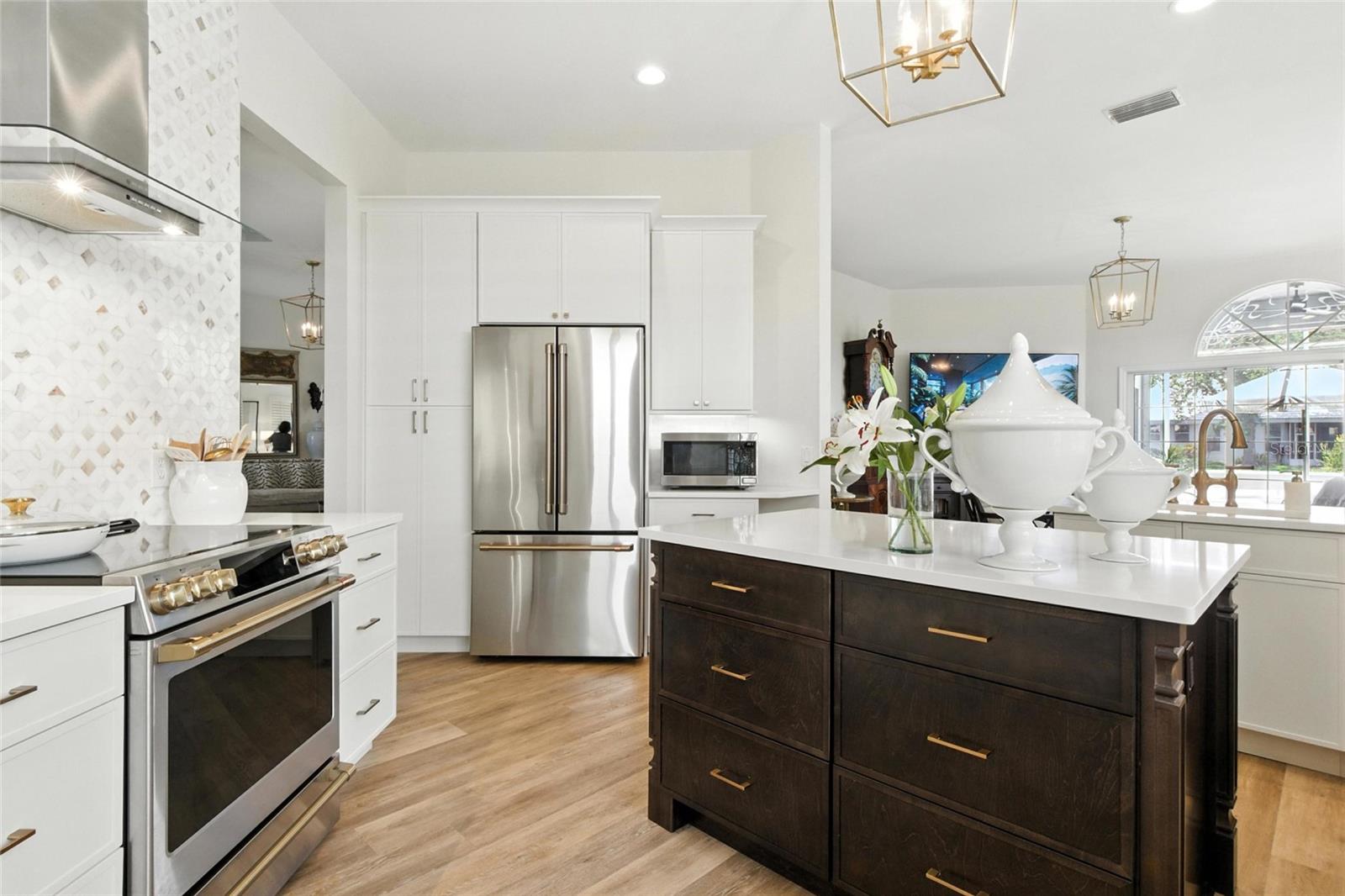 Image 28 of 56 For 1234 Harbor Town Way