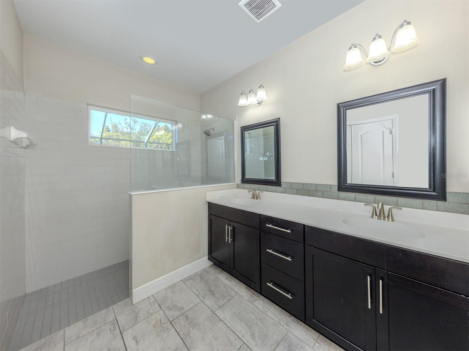 Image 13 of 52 For 124 Avens Drive