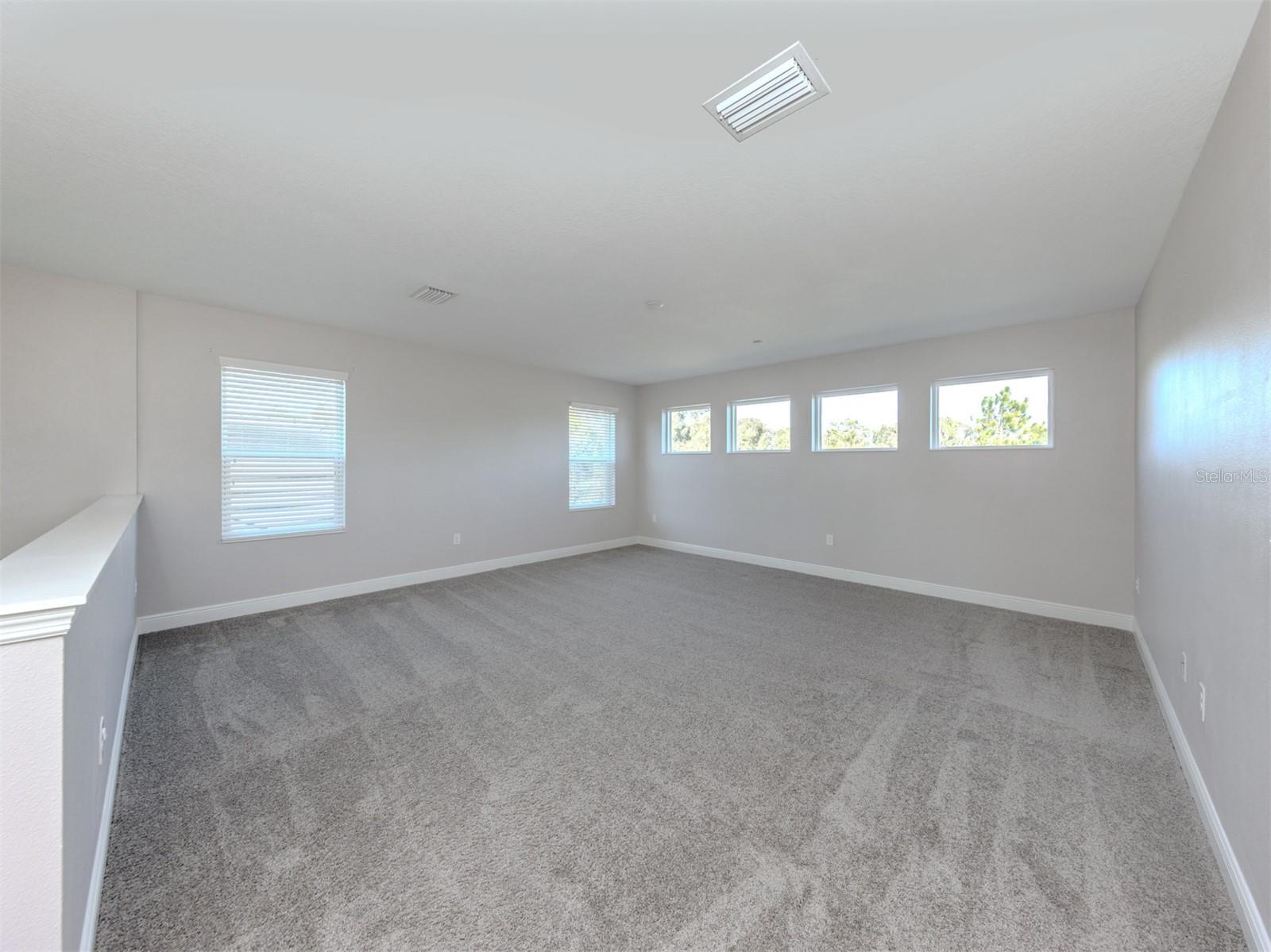 Image 17 of 52 For 124 Avens Drive