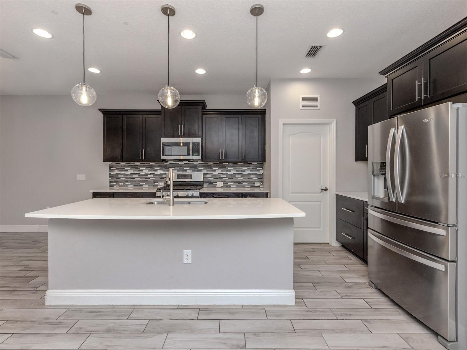 Image 48 of 52 For 124 Avens Drive