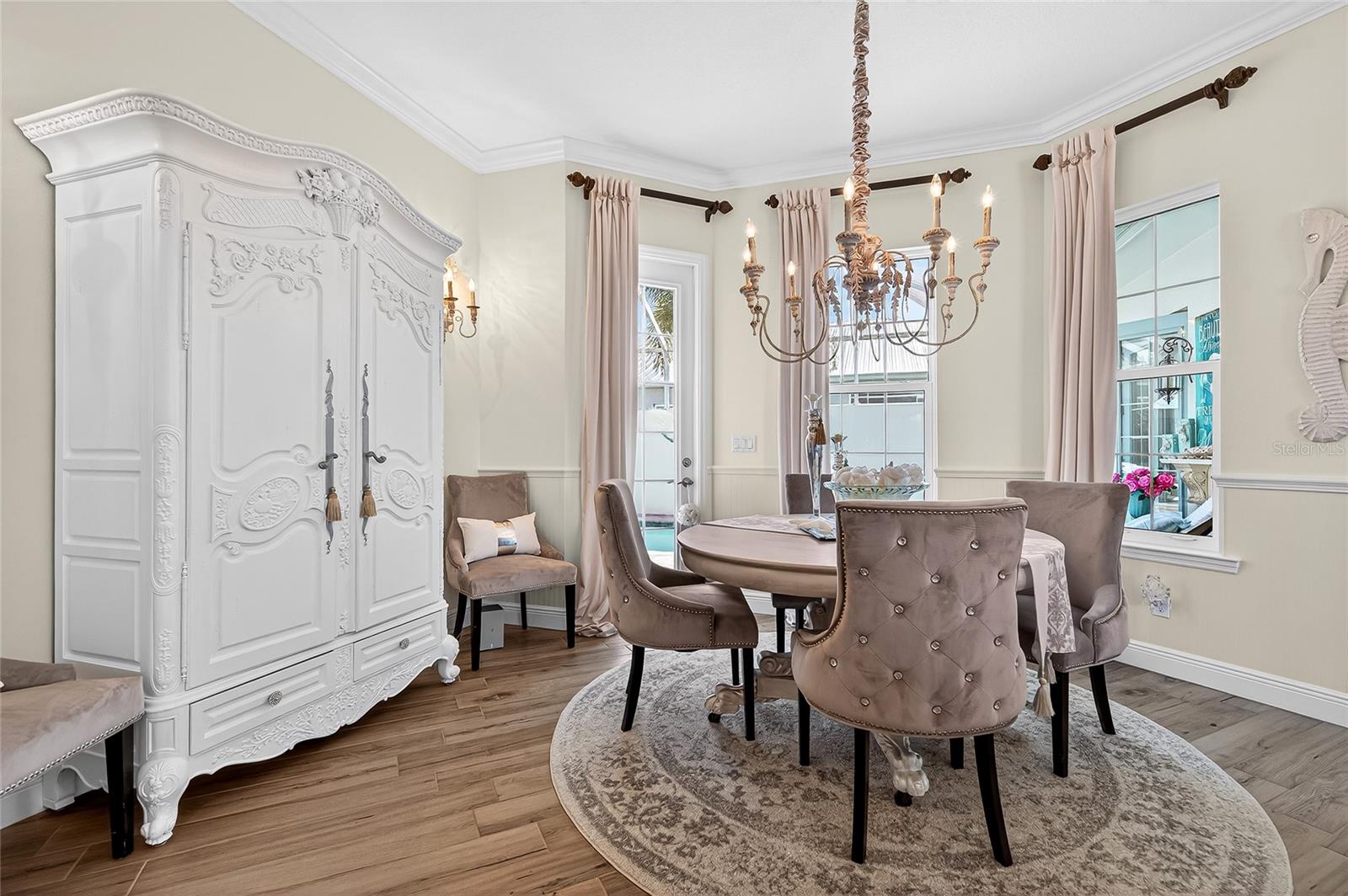 Image 21 of 69 For 10382 Coquina Court