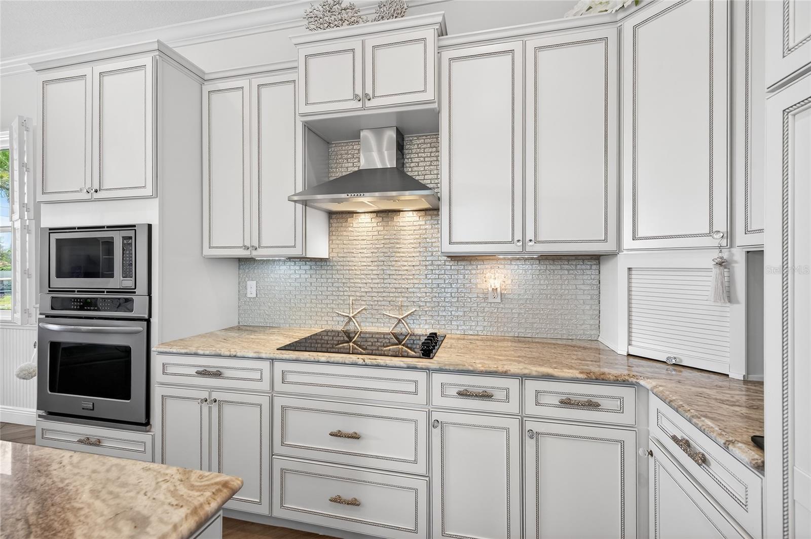 Image 26 of 69 For 10382 Coquina Court