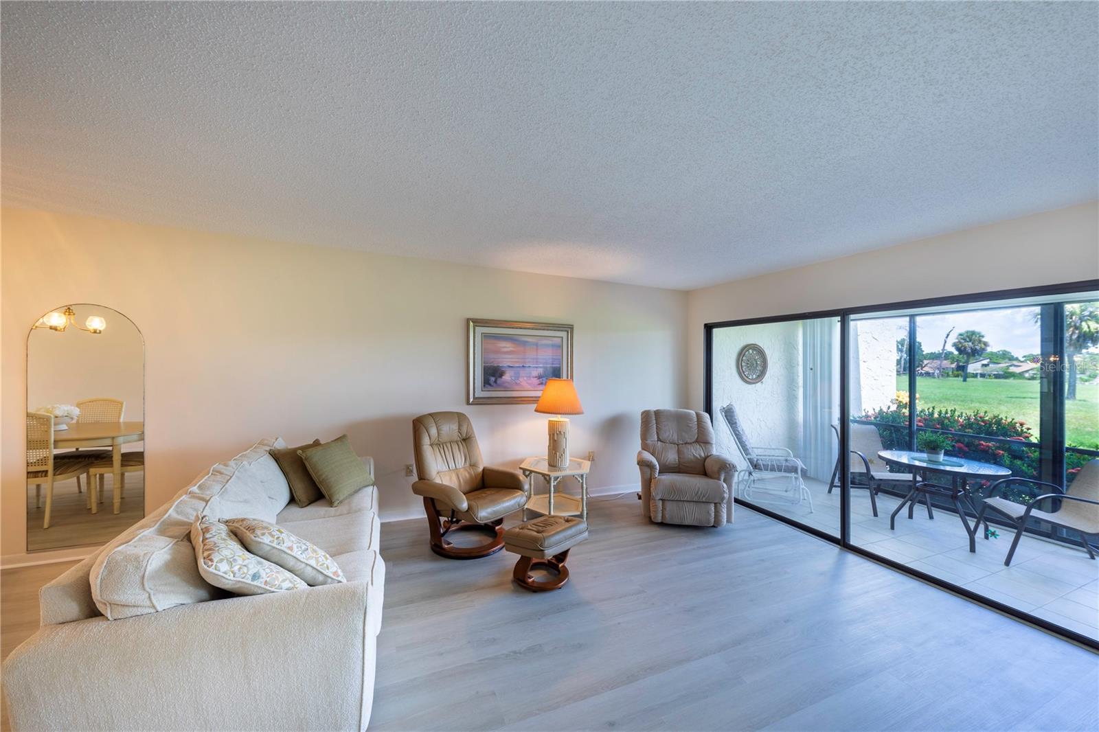 Image 16 of 36 For 696 Bird Bay Drive W 138