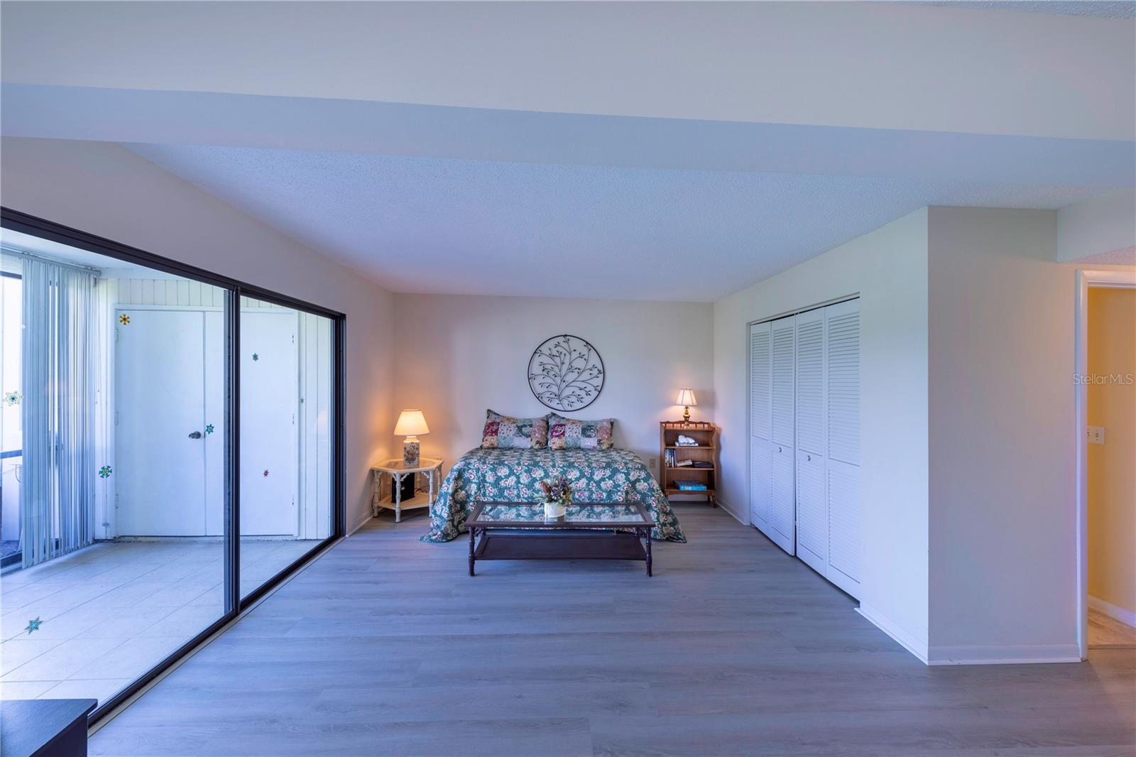 Image 19 of 36 For 696 Bird Bay Drive W 138