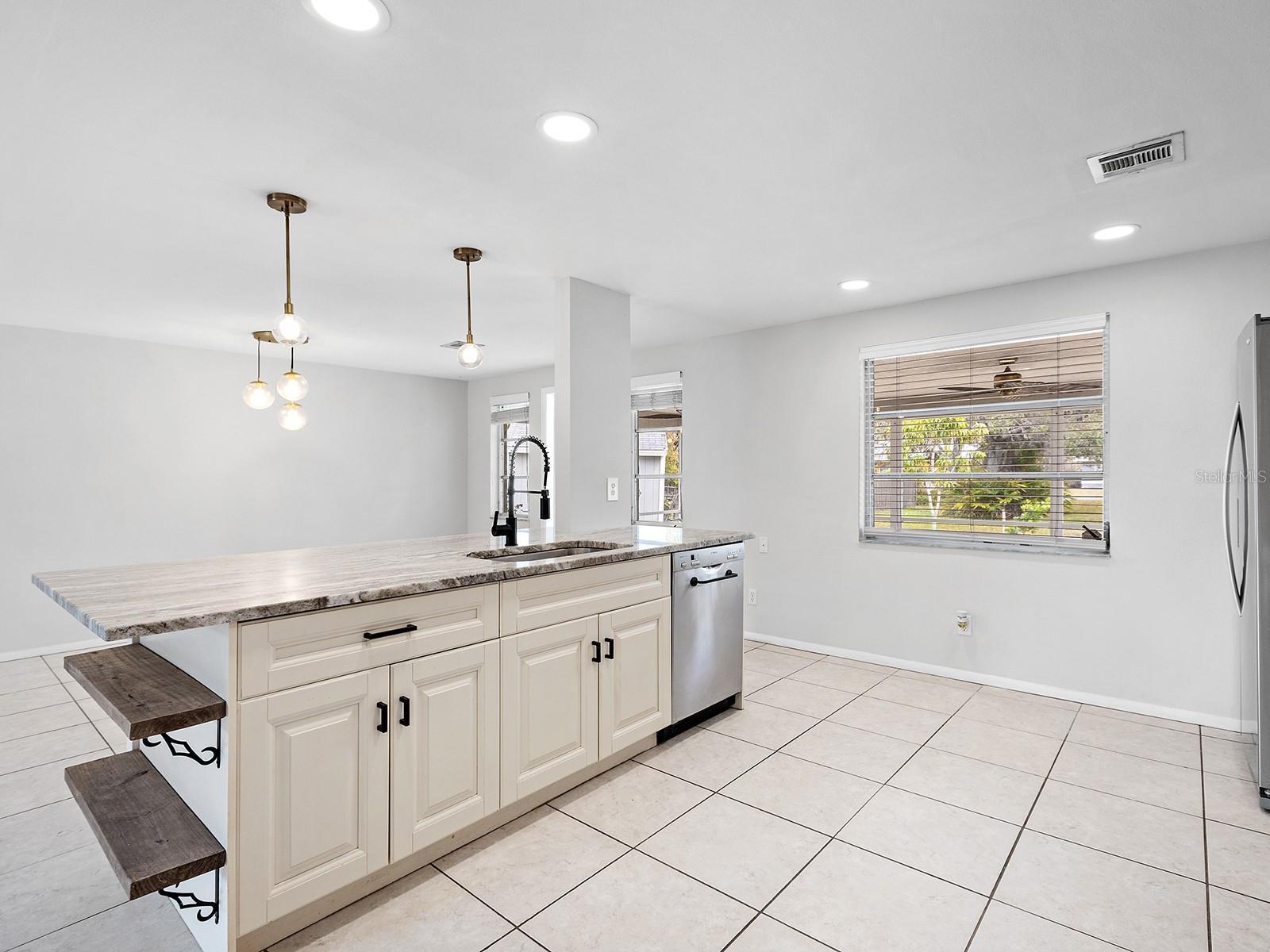 Image 6 of 30 For 1216 Sunset Avenue