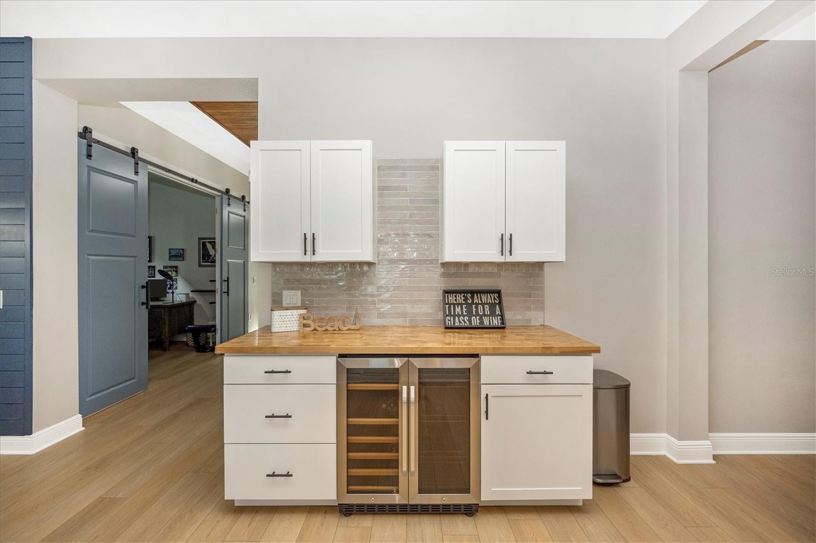 Image 12 of 55 For 18805 Valleta Avenue