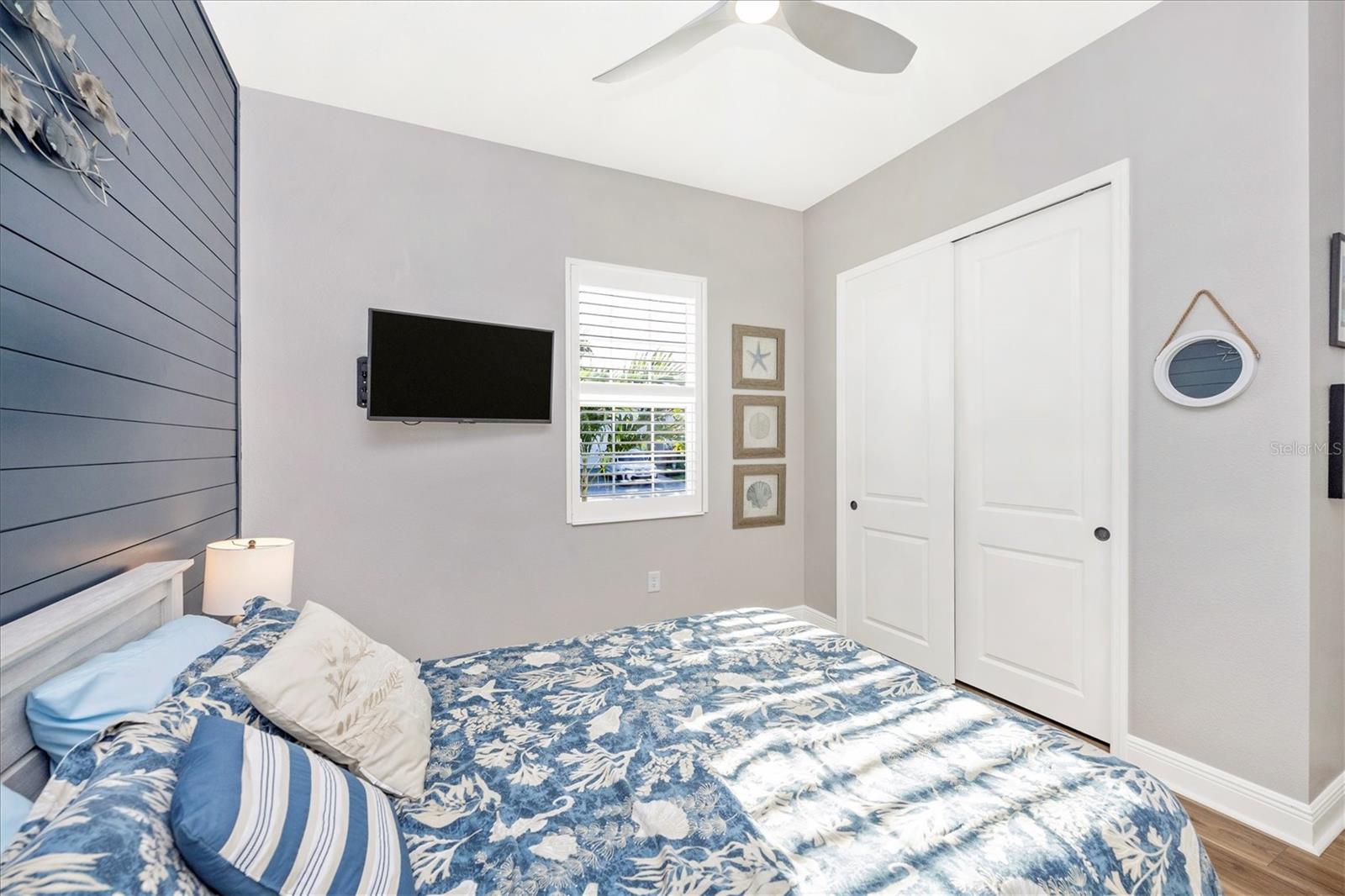 Image 30 of 55 For 18805 Valleta Avenue