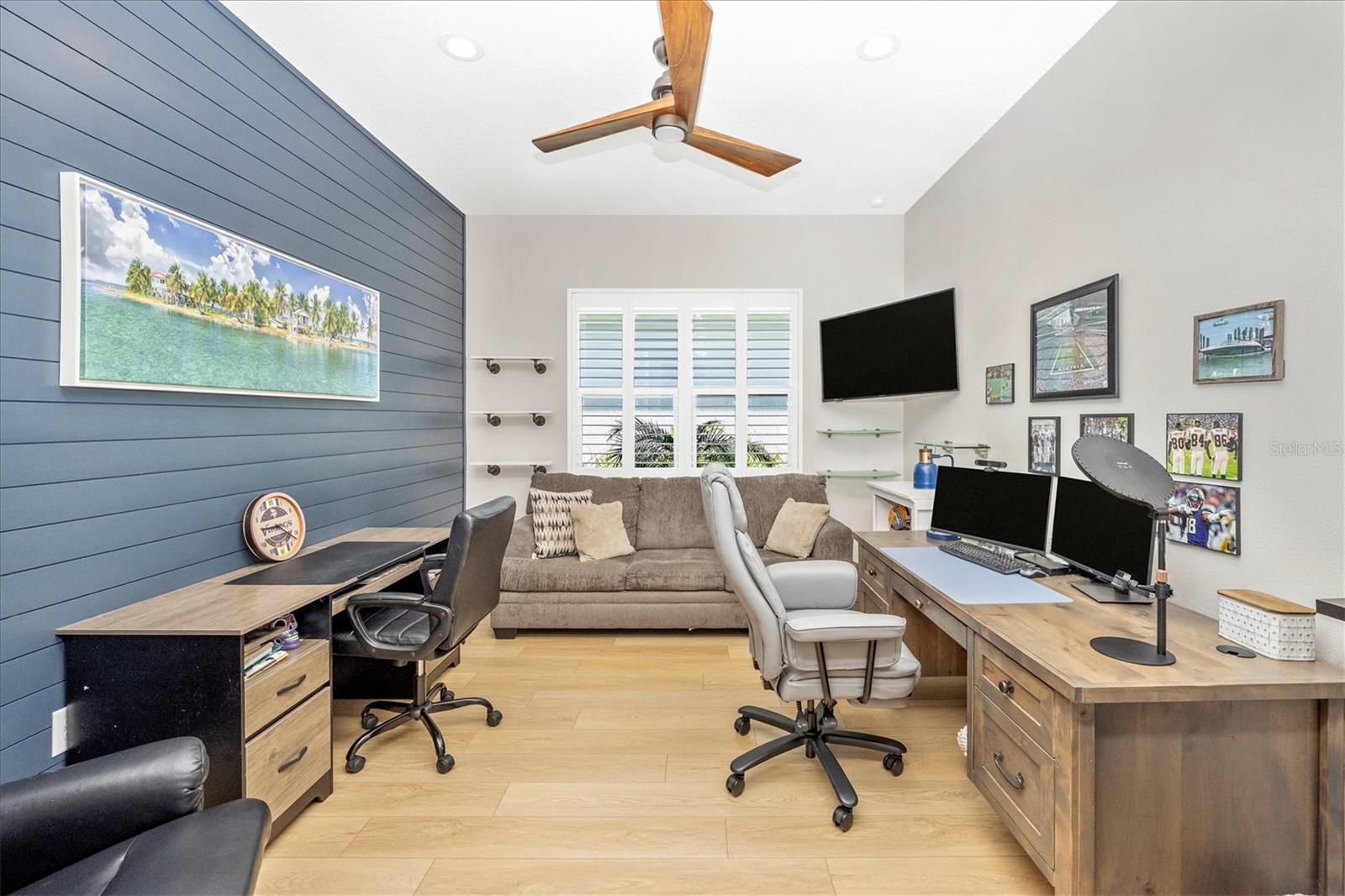 Image 39 of 55 For 18805 Valleta Avenue