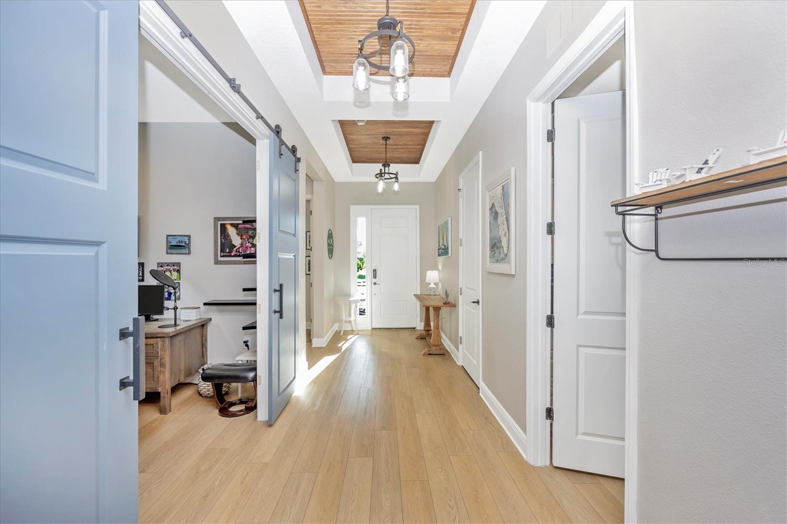 Image 4 of 55 For 18805 Valleta Avenue