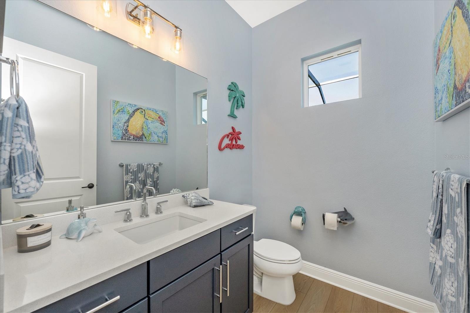 Image 45 of 55 For 18805 Valleta Avenue