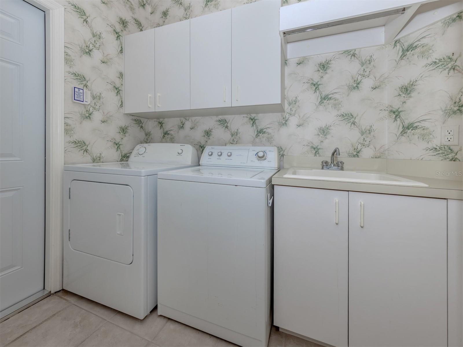 Image 27 of 56 For 2139 Calusa Lakes Boulevard