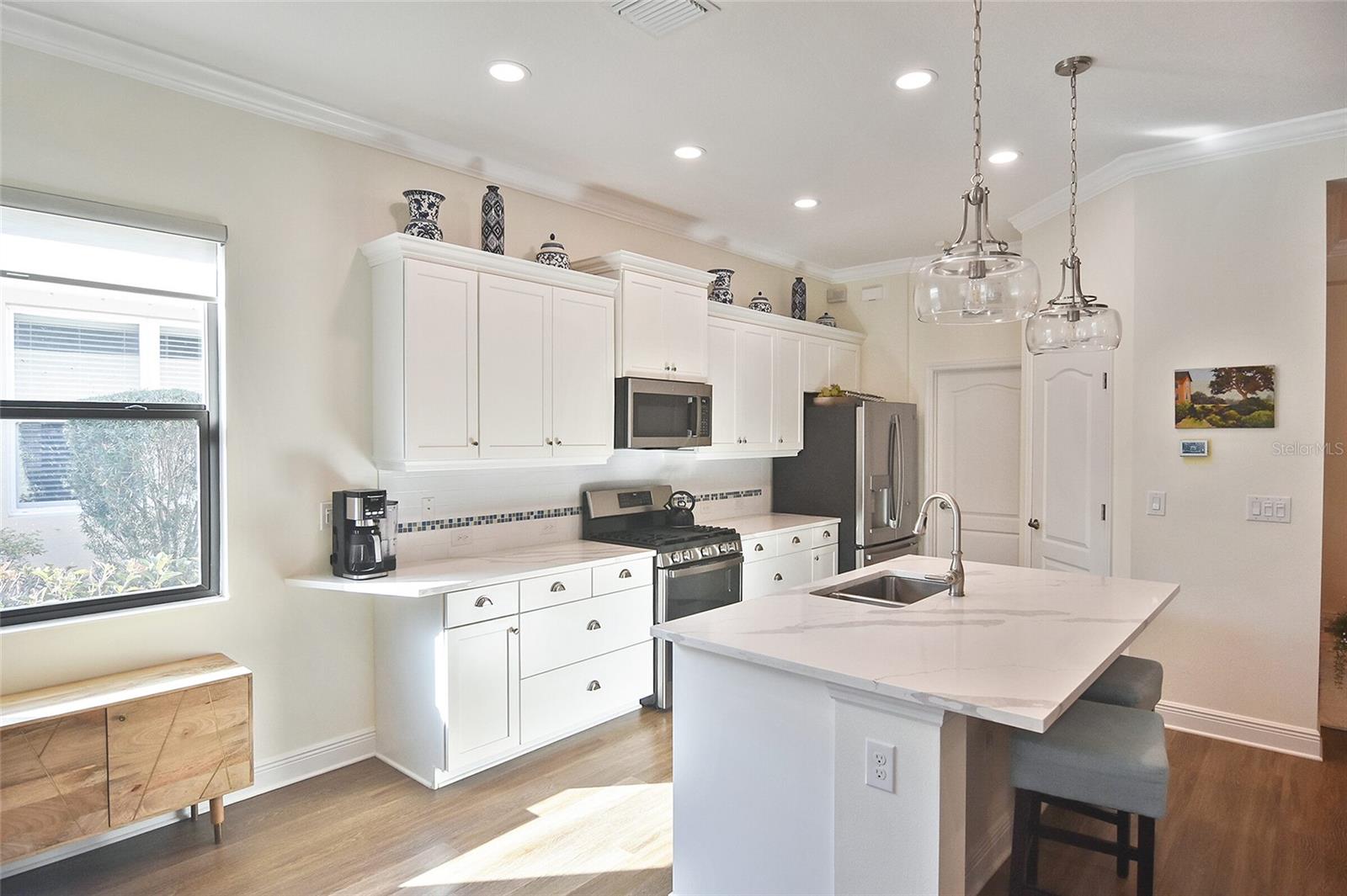 Image 22 of 60 For 27352 Driver Lane