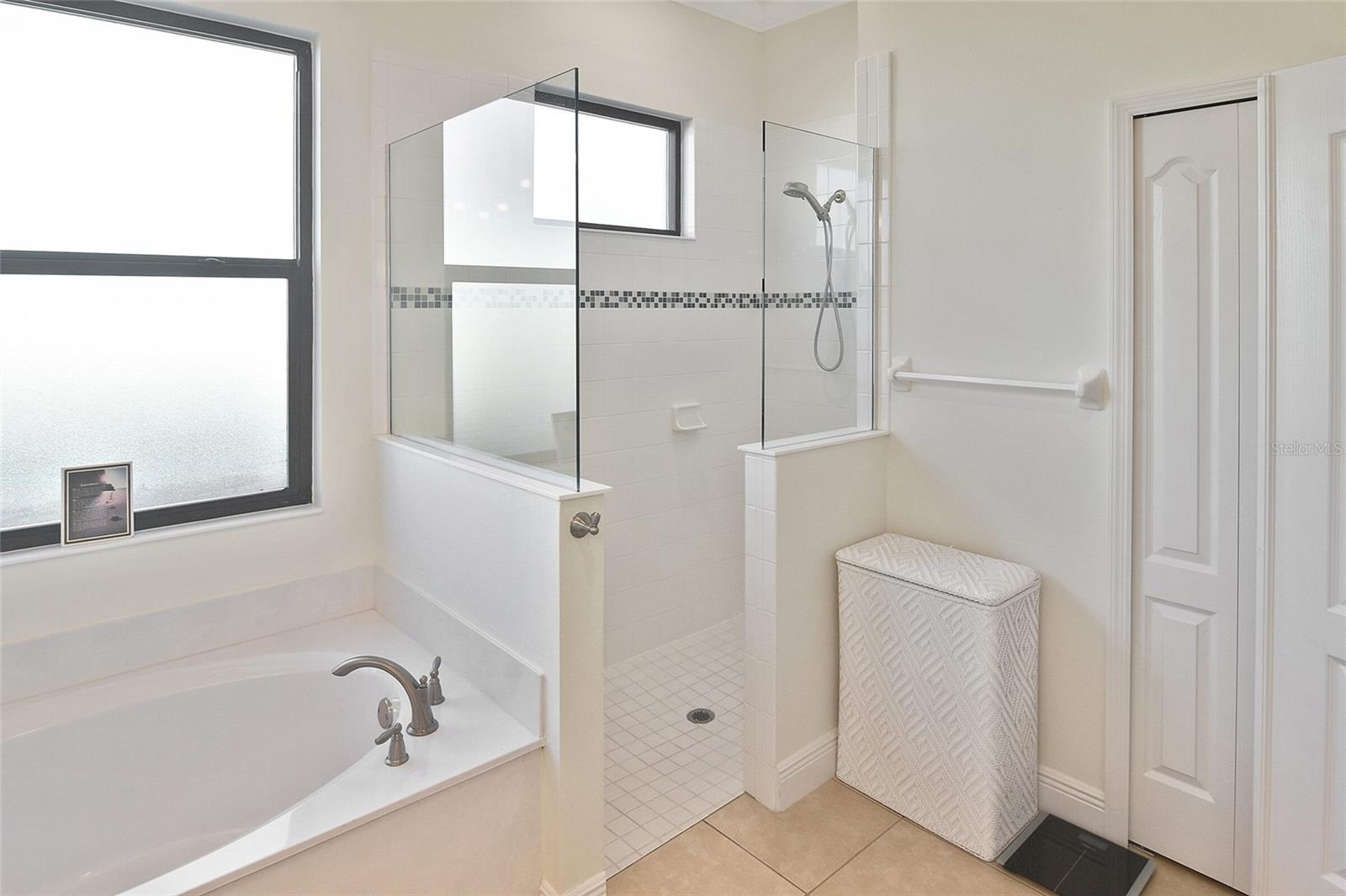 Image 37 of 60 For 27352 Driver Lane