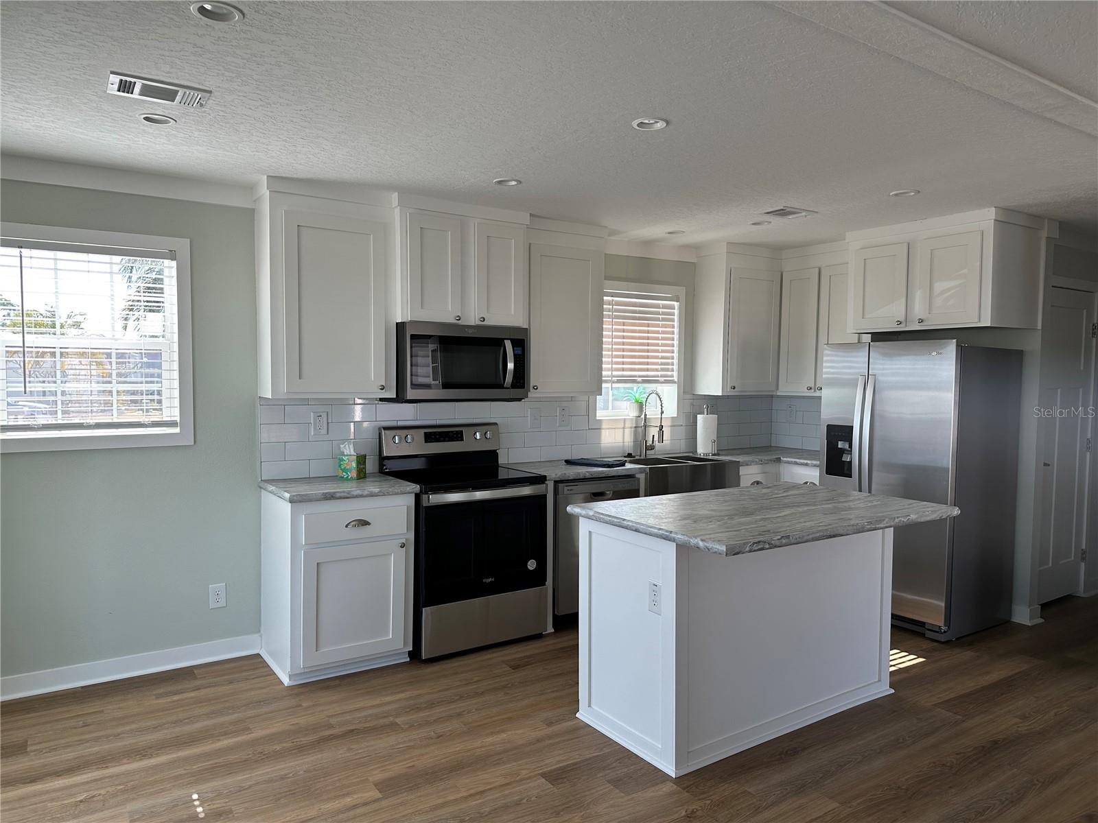 Image 5 of 16 For 330 Trailorama Drive