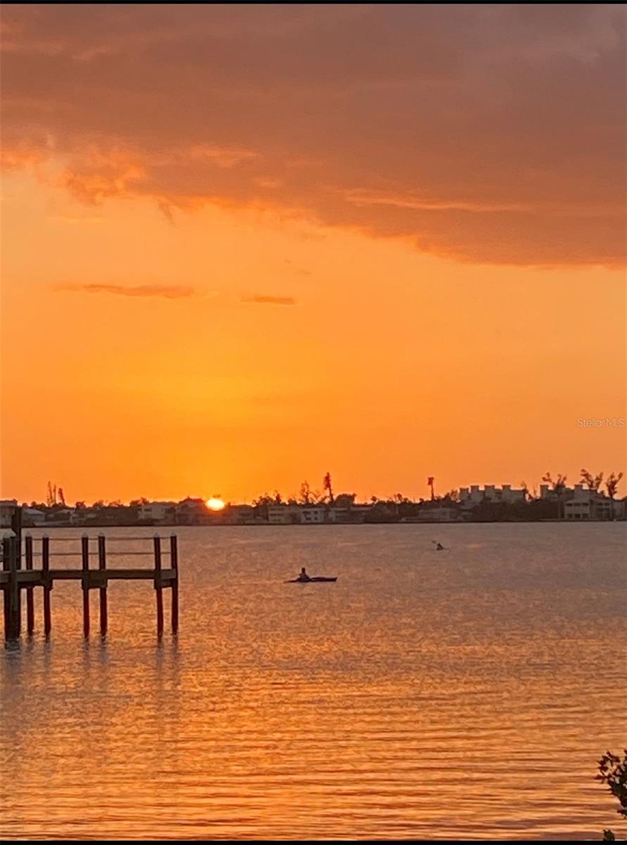 Image 10 of 10 For 175 Bay Street