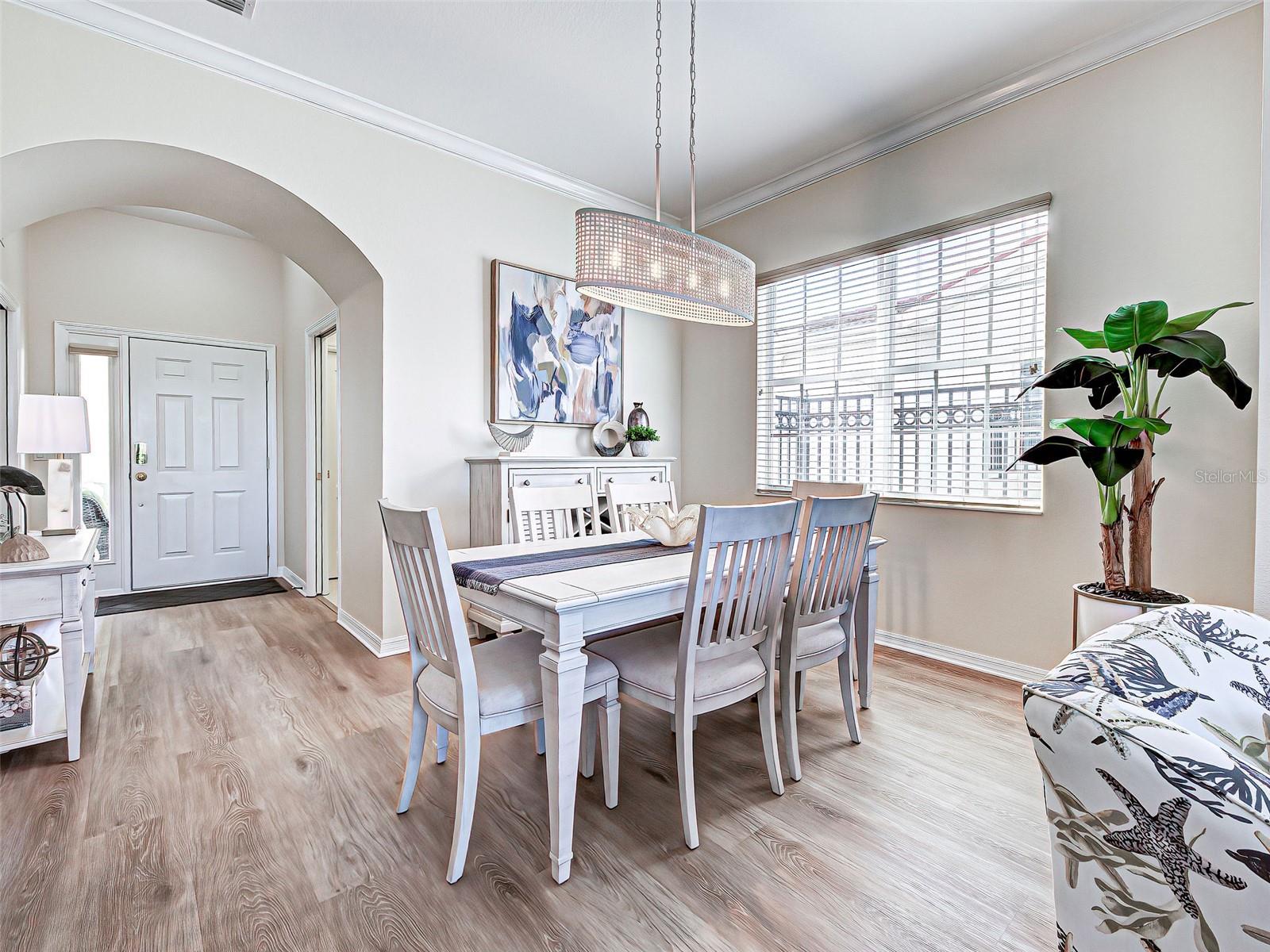 Image 15 of 62 For 1204 Ravinia Circle 1204