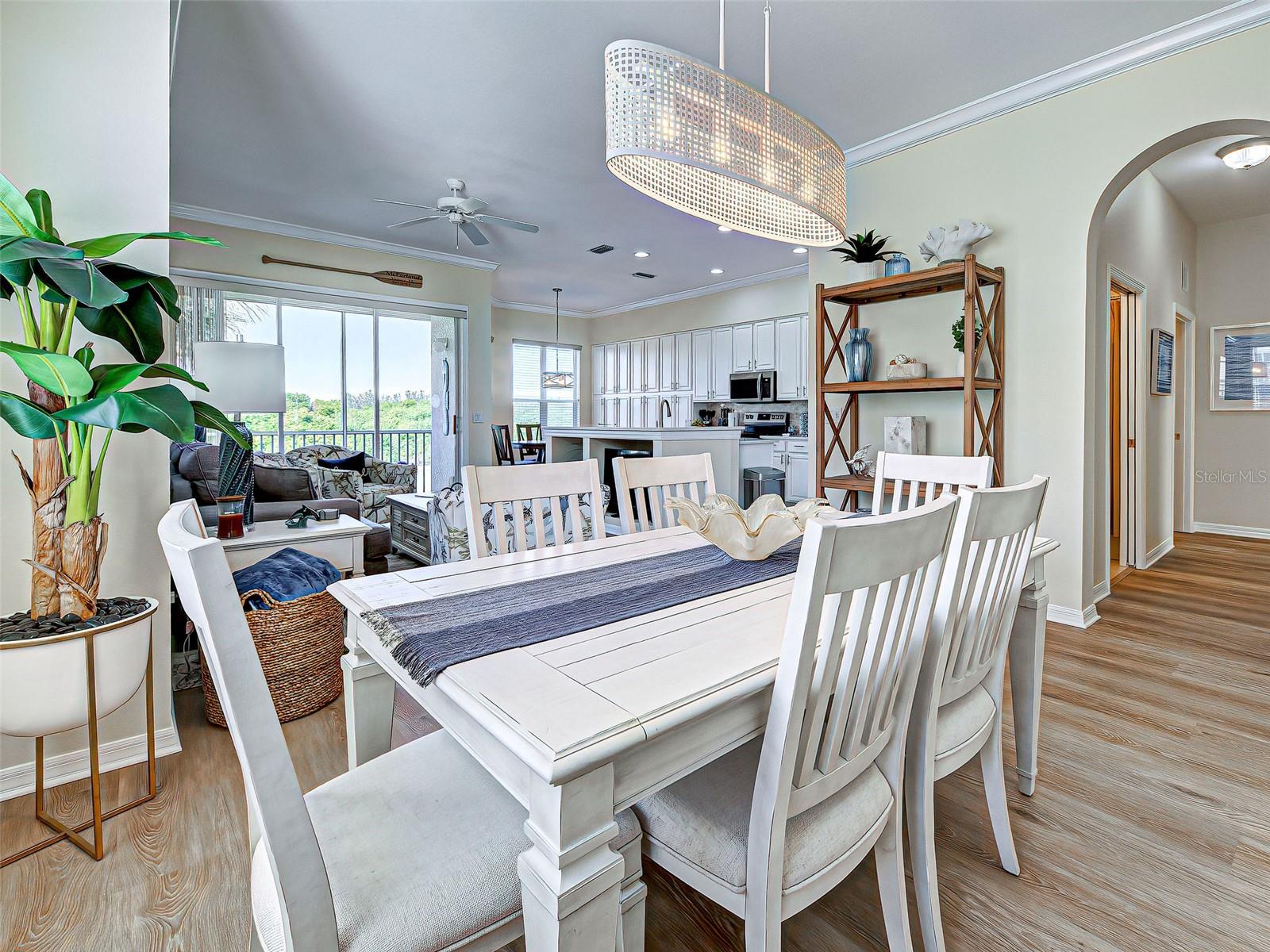 Image 16 of 62 For 1204 Ravinia Circle 1204