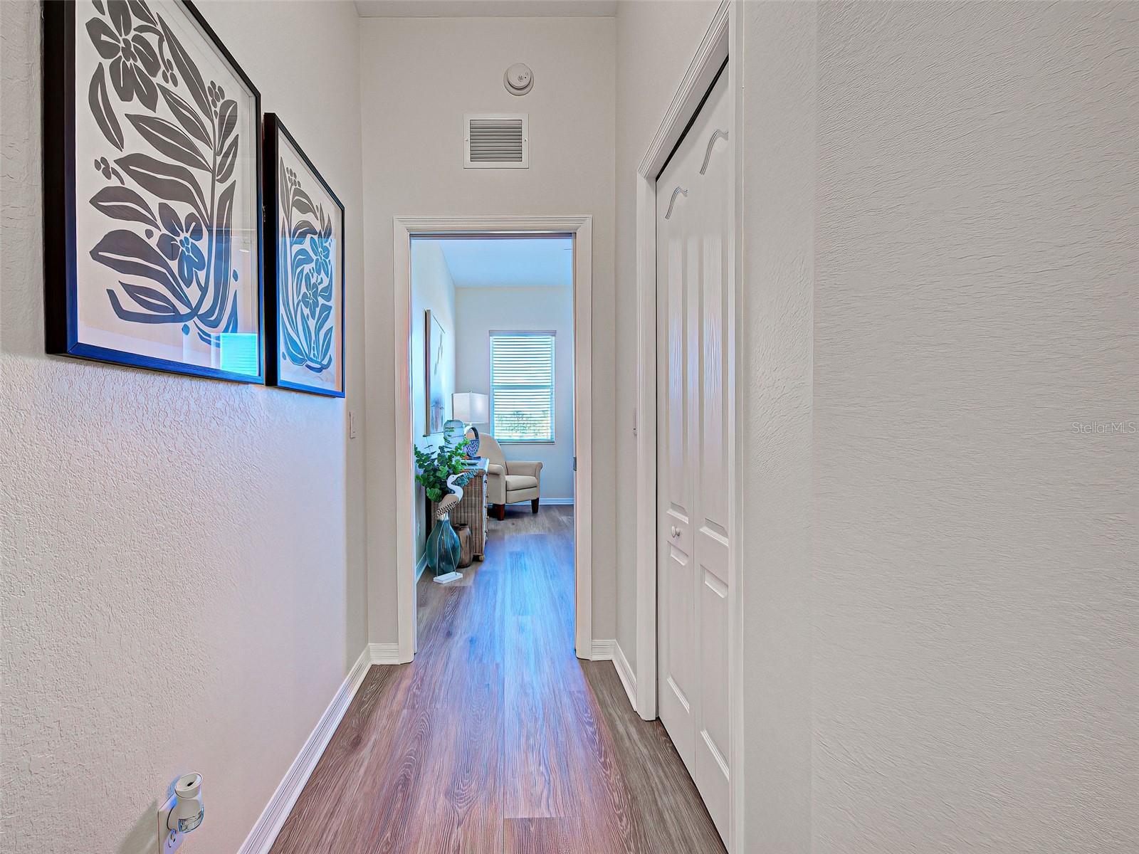 Image 39 of 62 For 1204 Ravinia Circle 1204