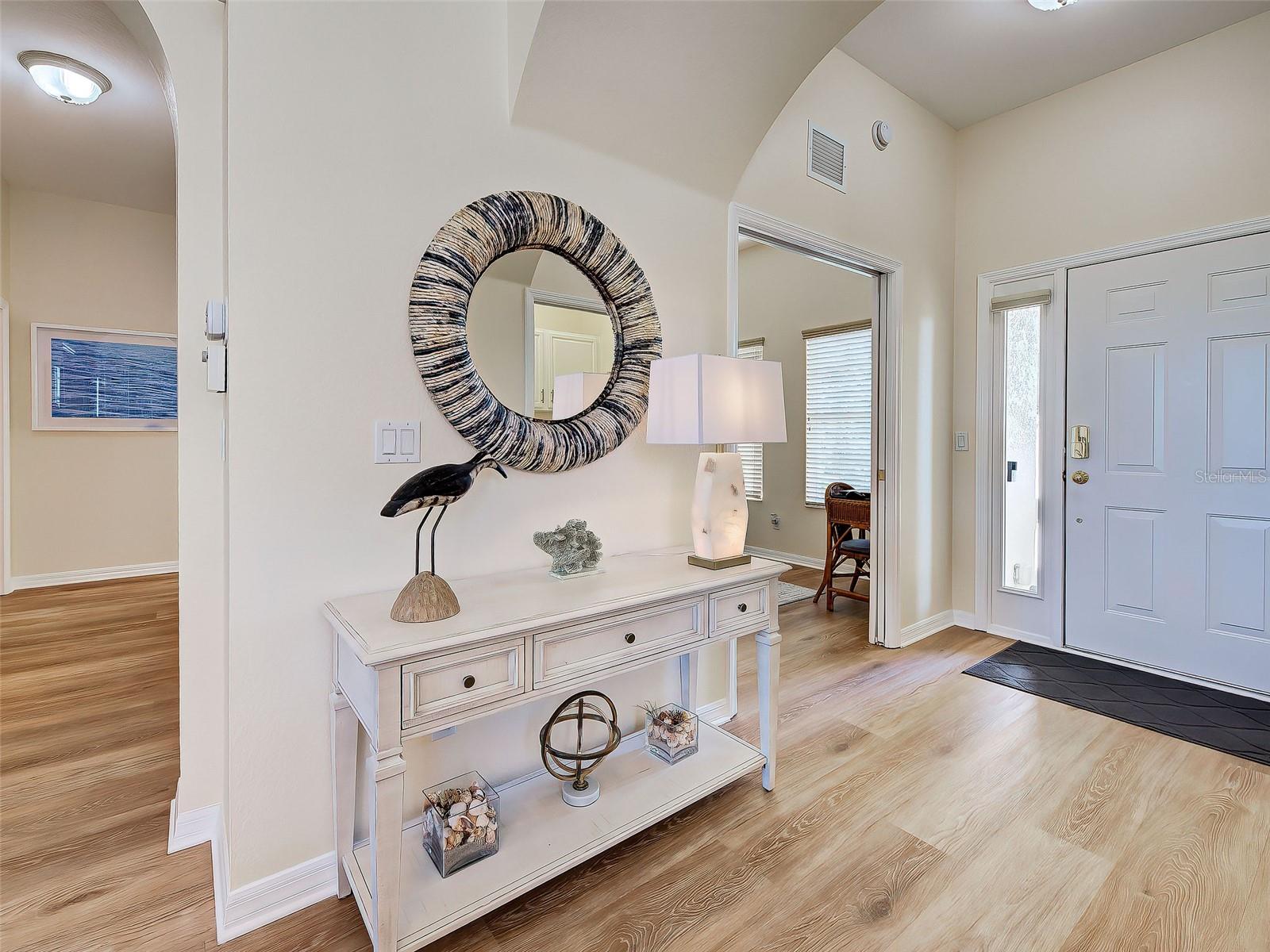 Image 6 of 62 For 1204 Ravinia Circle 1204