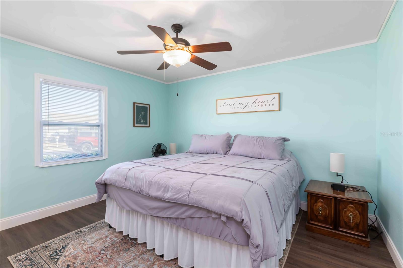 Image 16 of 31 For 13519 Martha