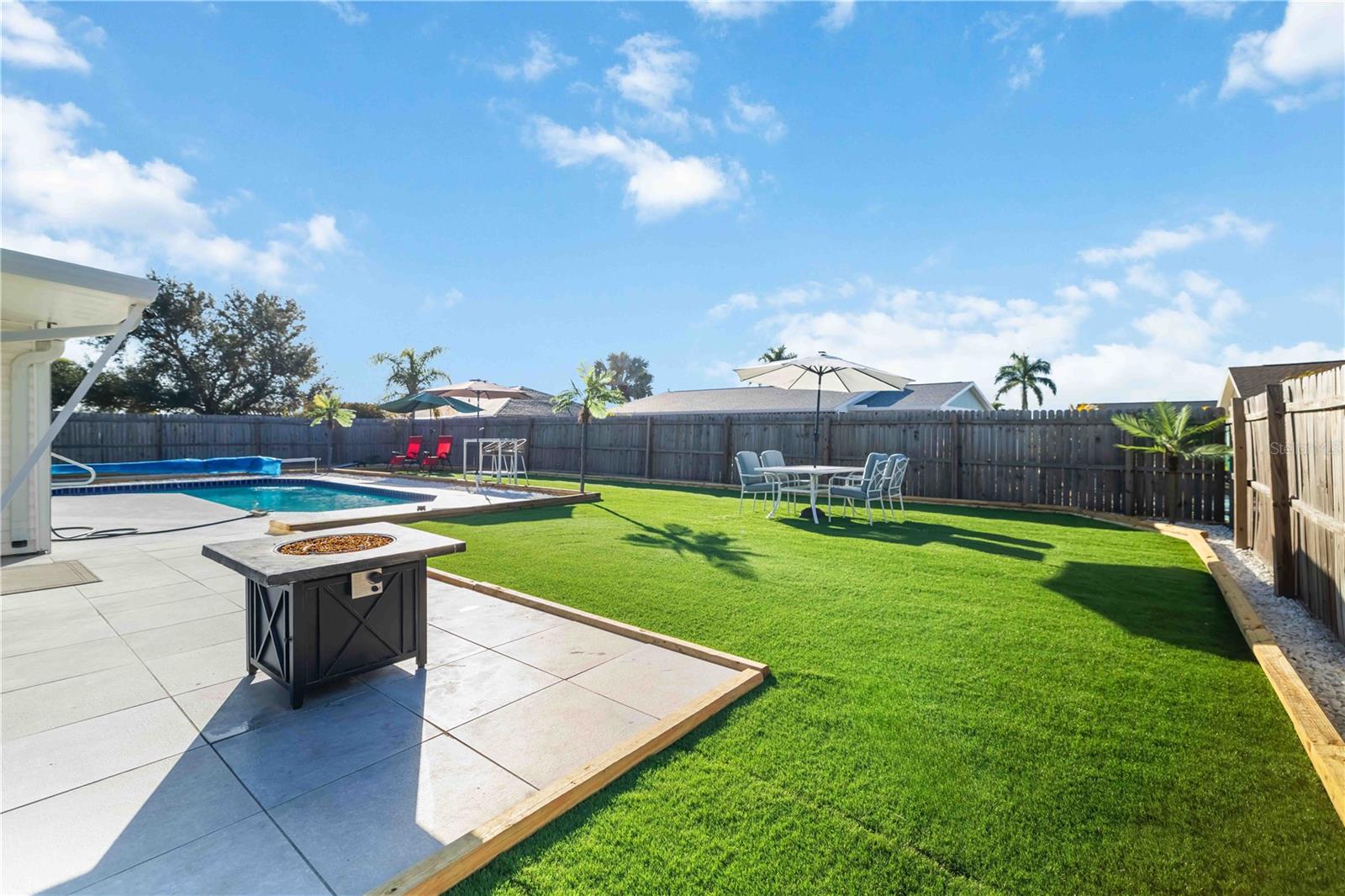 Image 23 of 31 For 13519 Martha