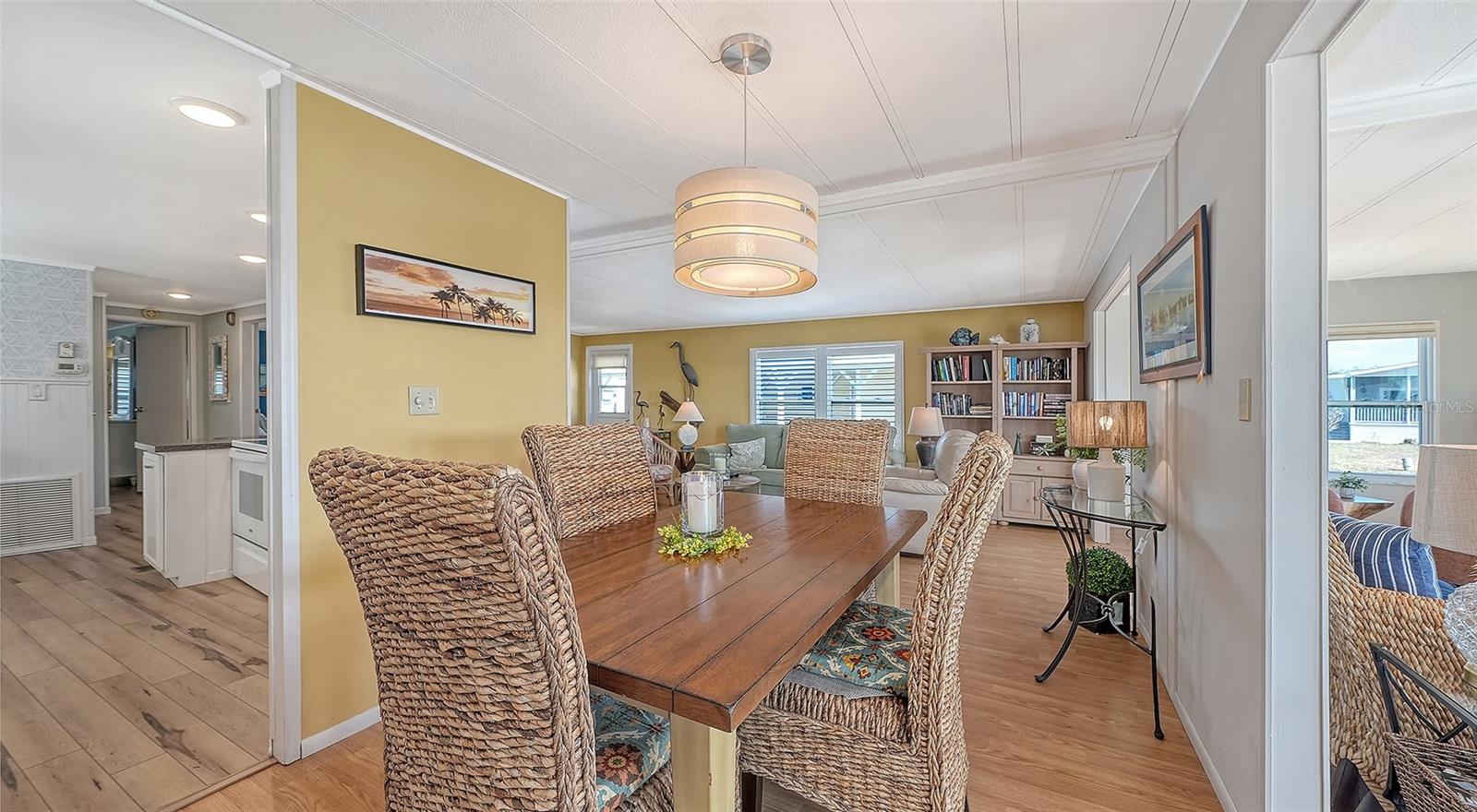 Image 13 of 52 For 522 Via Veneto