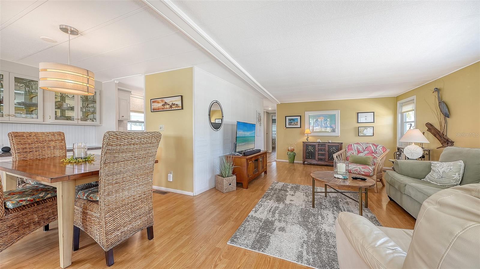 Image 15 of 52 For 522 Via Veneto