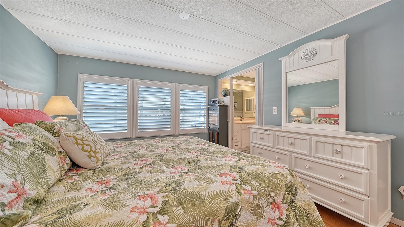 Image 19 of 52 For 522 Via Veneto