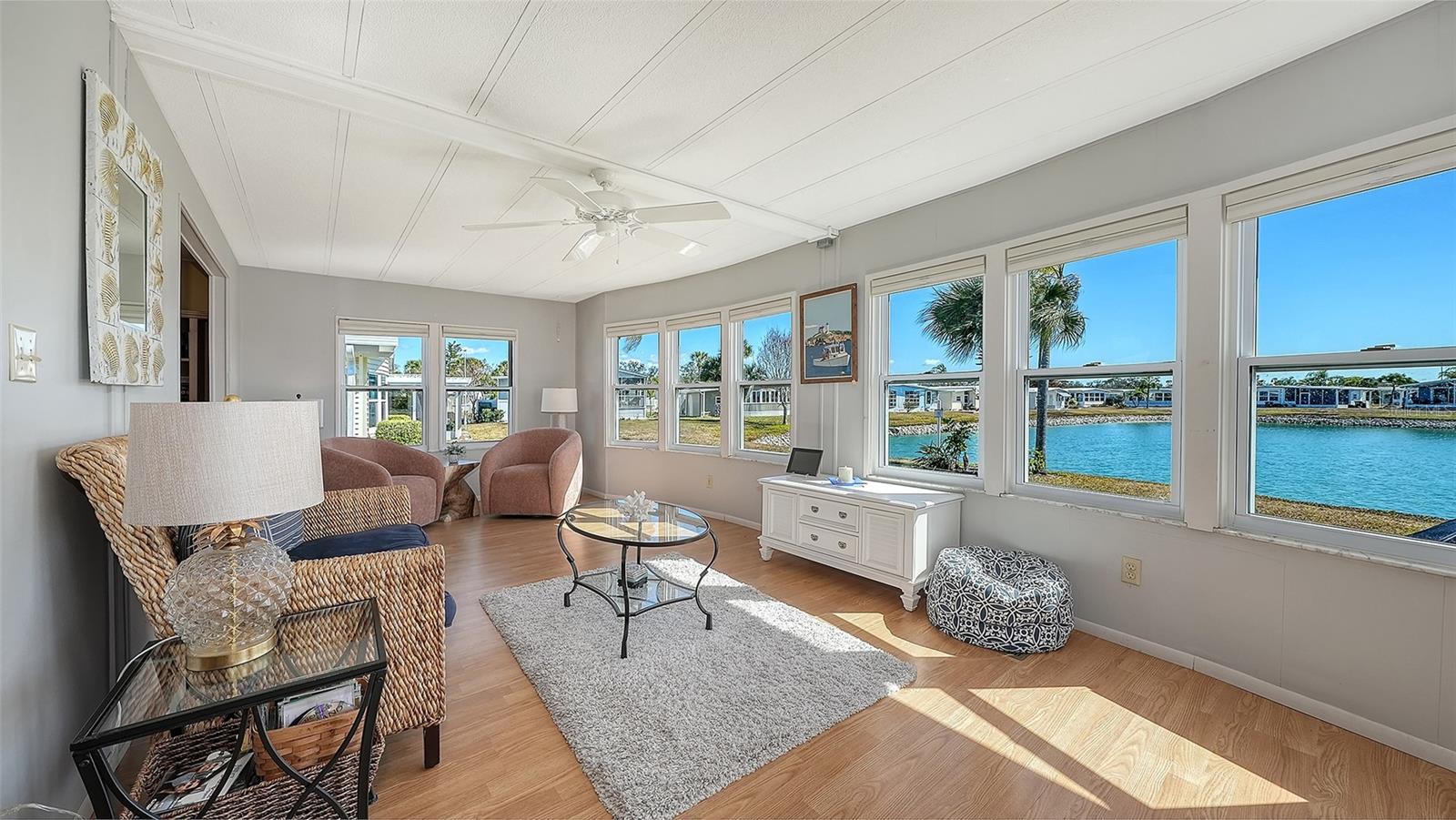 Image 26 of 52 For 522 Via Veneto