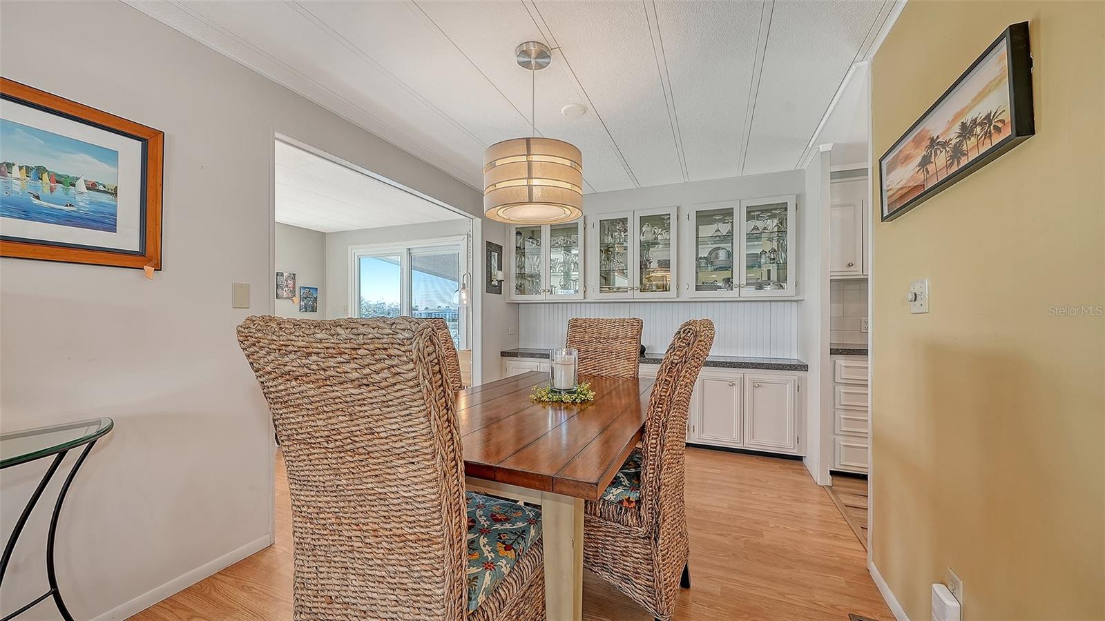 Image 28 of 52 For 522 Via Veneto