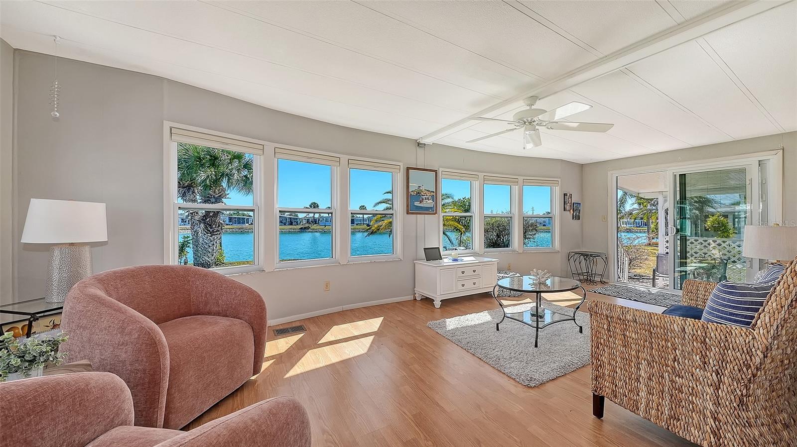 Image 4 of 52 For 522 Via Veneto