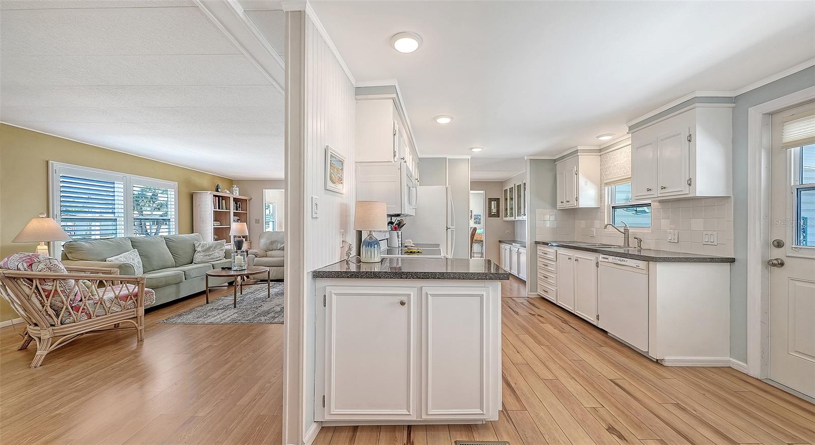 Image 7 of 52 For 522 Via Veneto