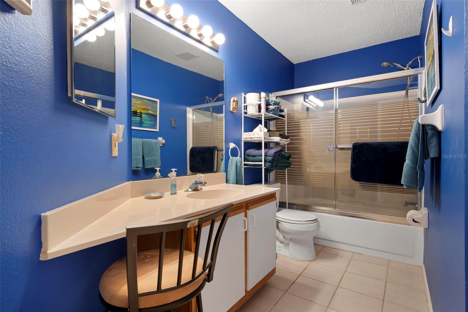 Image 27 of 33 For 110 Pine Hollow Drive 110