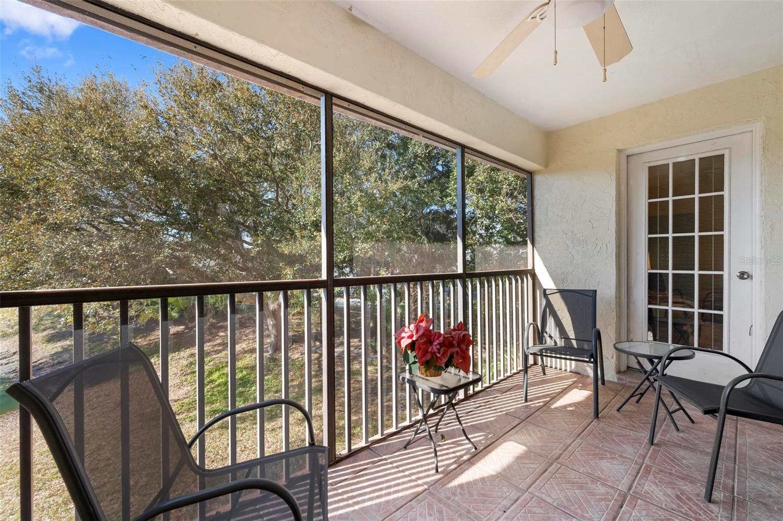 Image 29 of 33 For 110 Pine Hollow Drive 110