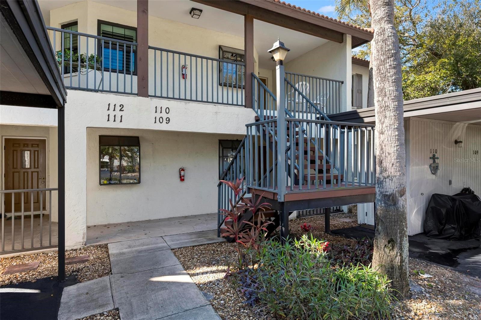 Image 4 of 33 For 110 Pine Hollow Drive 110