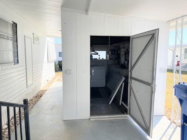 Image 7 of 15 For 821 Turf  