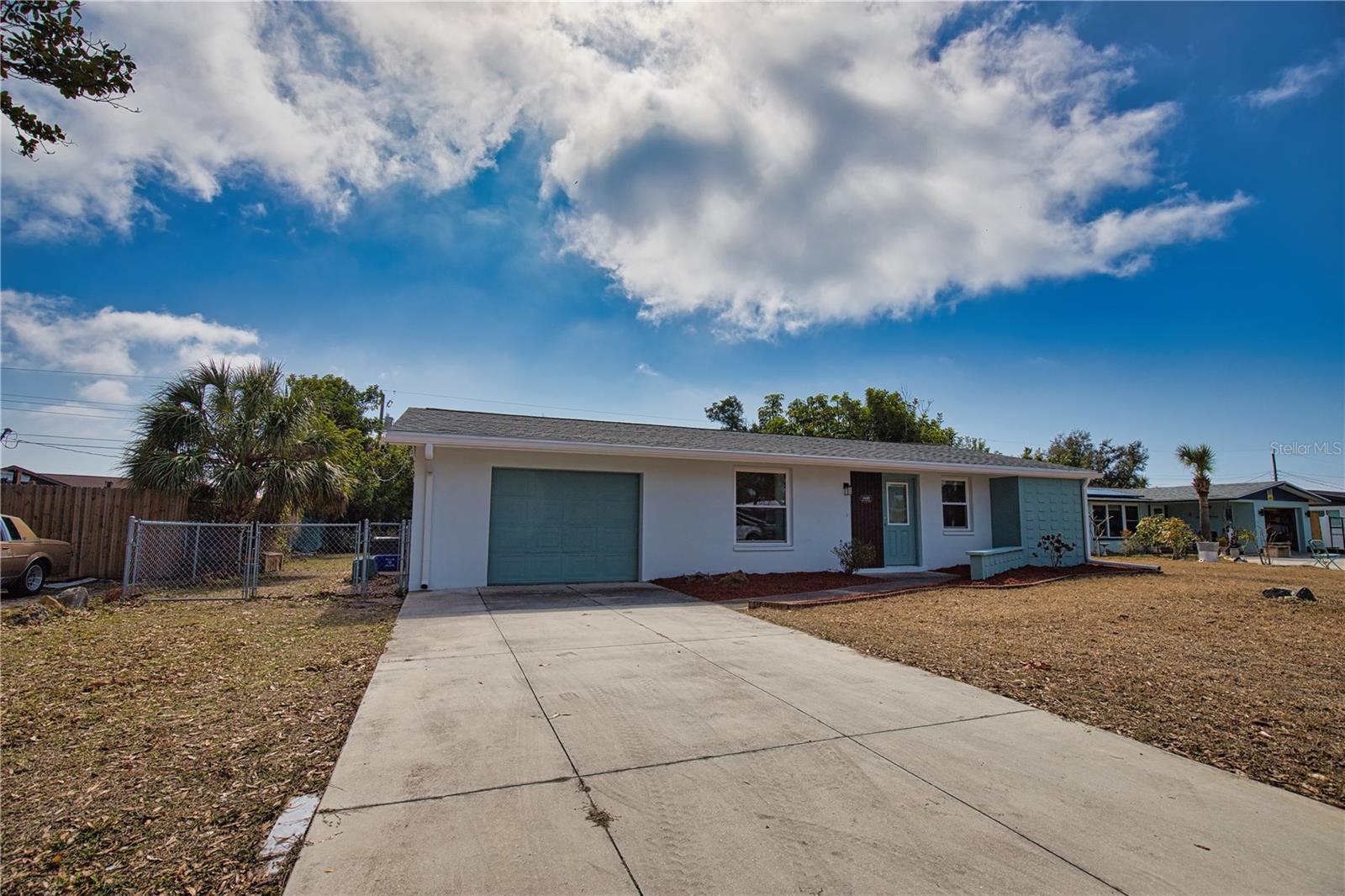 Image 2 of 42 For 1435 Saint Clair Road