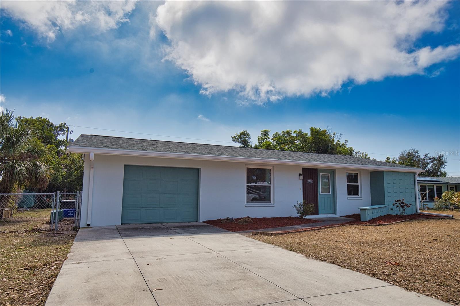 Image 3 of 42 For 1435 Saint Clair Road