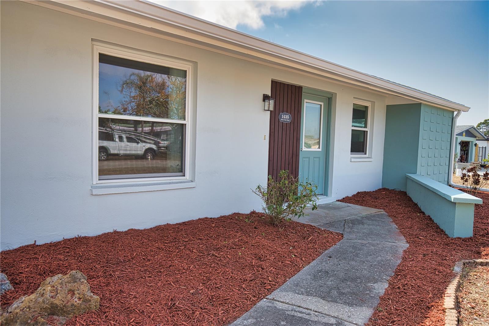 Image 9 of 42 For 1435 Saint Clair Road