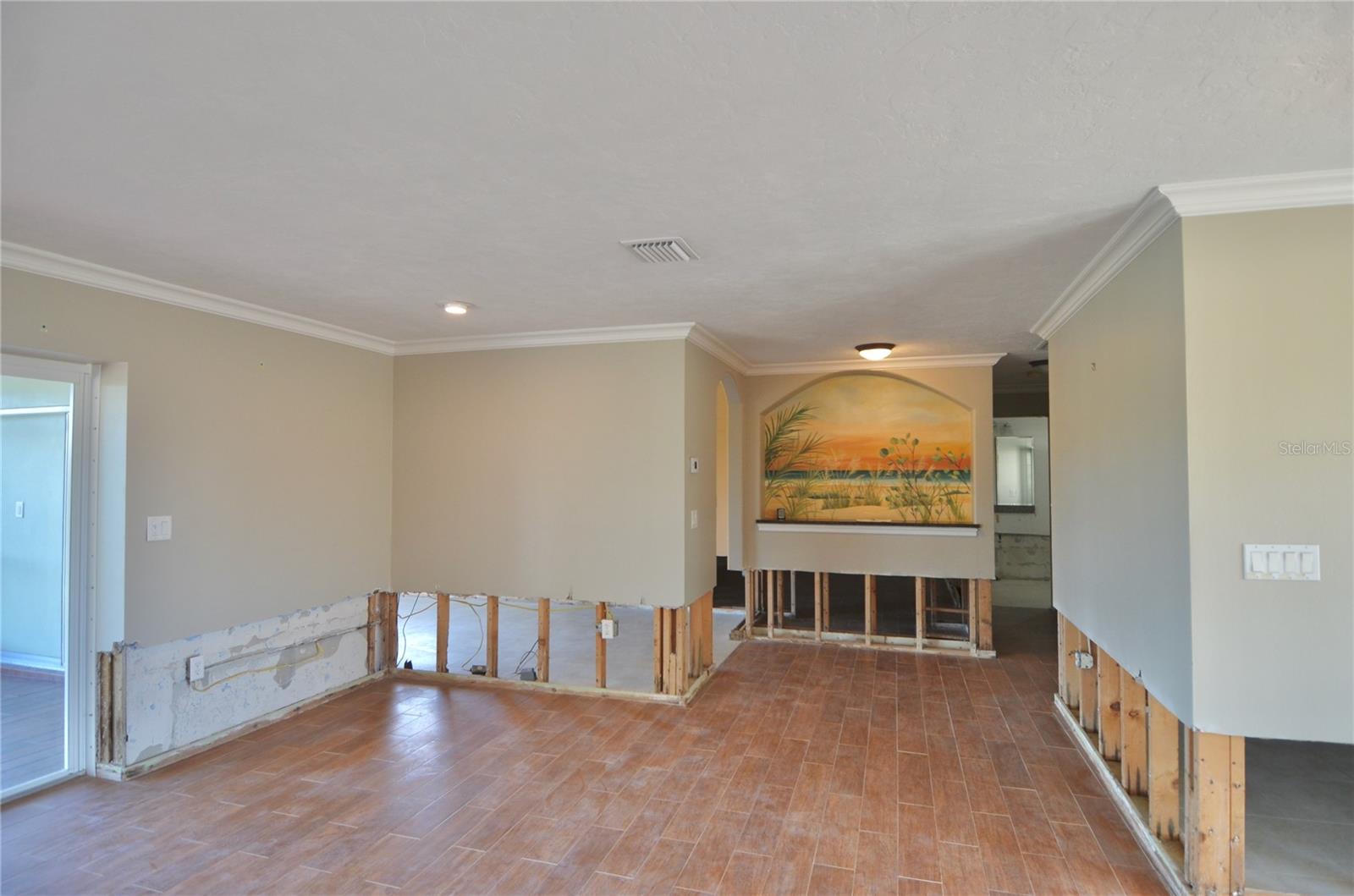 Image 17 of 55 For 724 El Dorado Drive