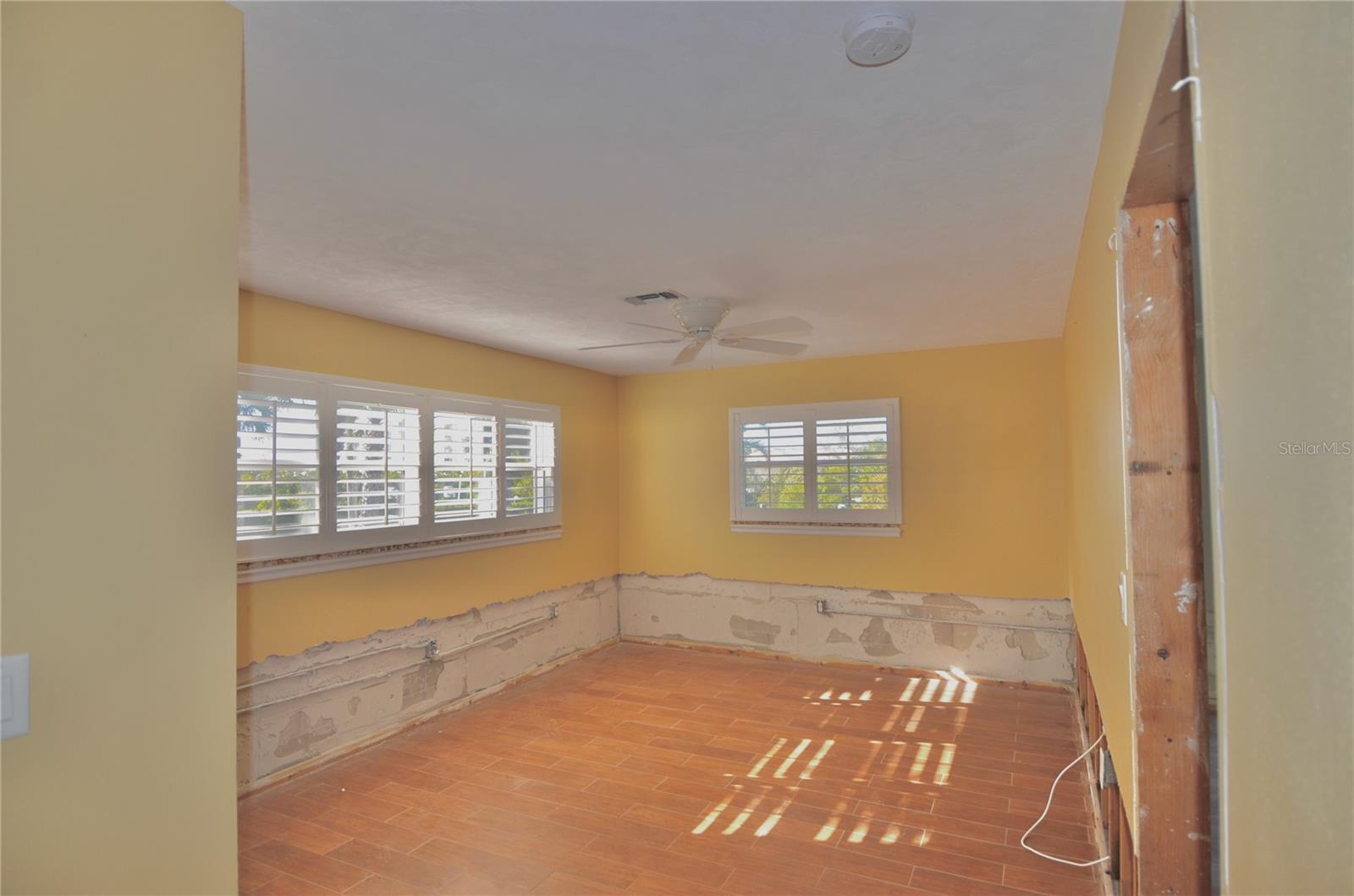 Image 21 of 55 For 724 El Dorado Drive