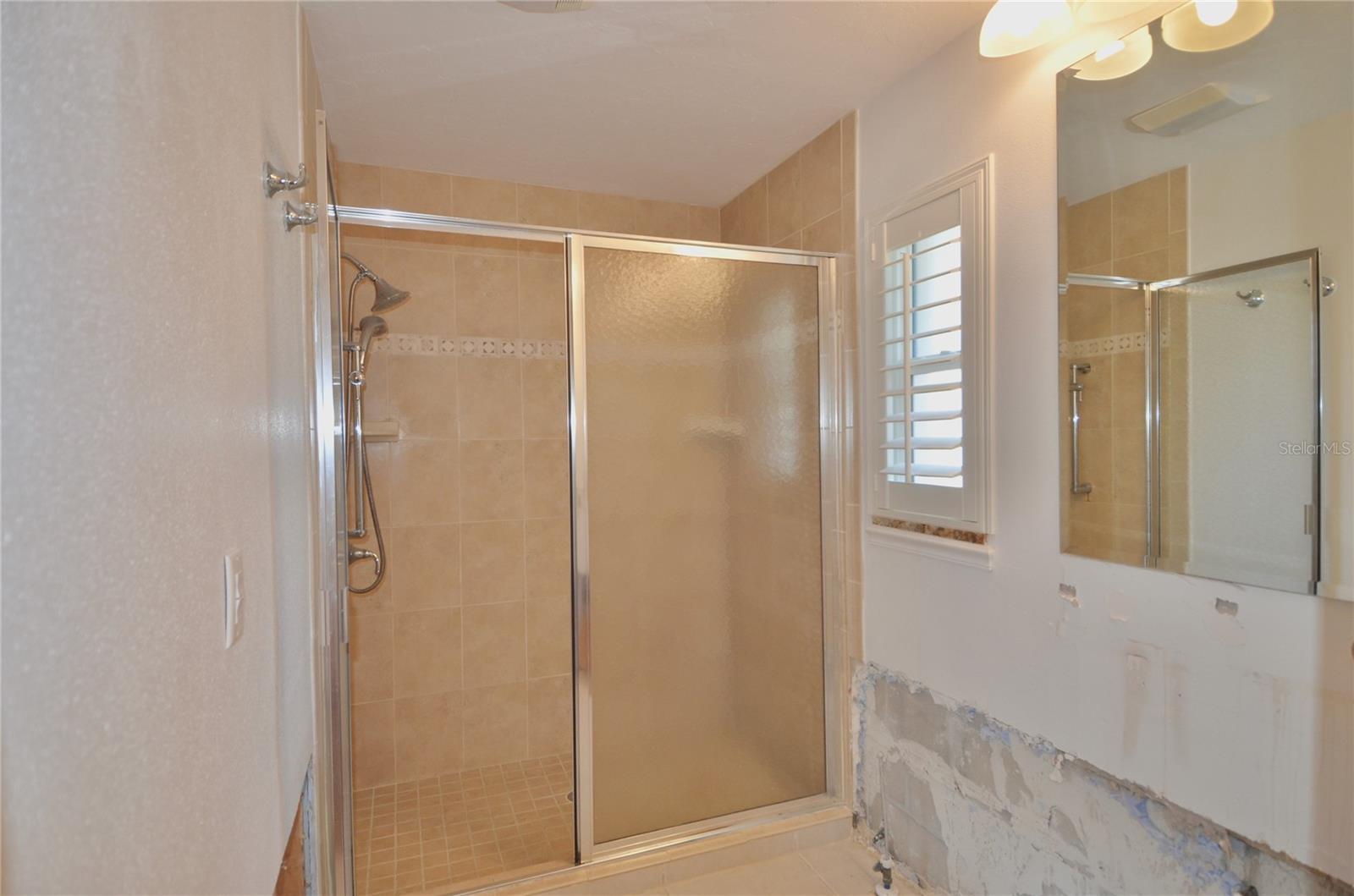 Image 23 of 55 For 724 El Dorado Drive