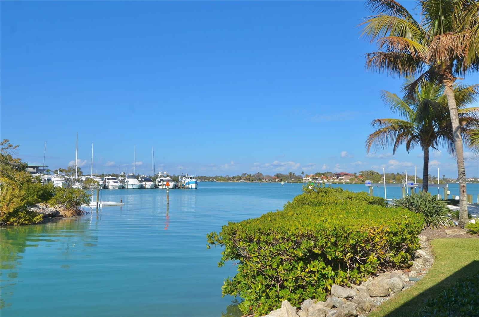 Image 3 of 55 For 724 El Dorado Drive