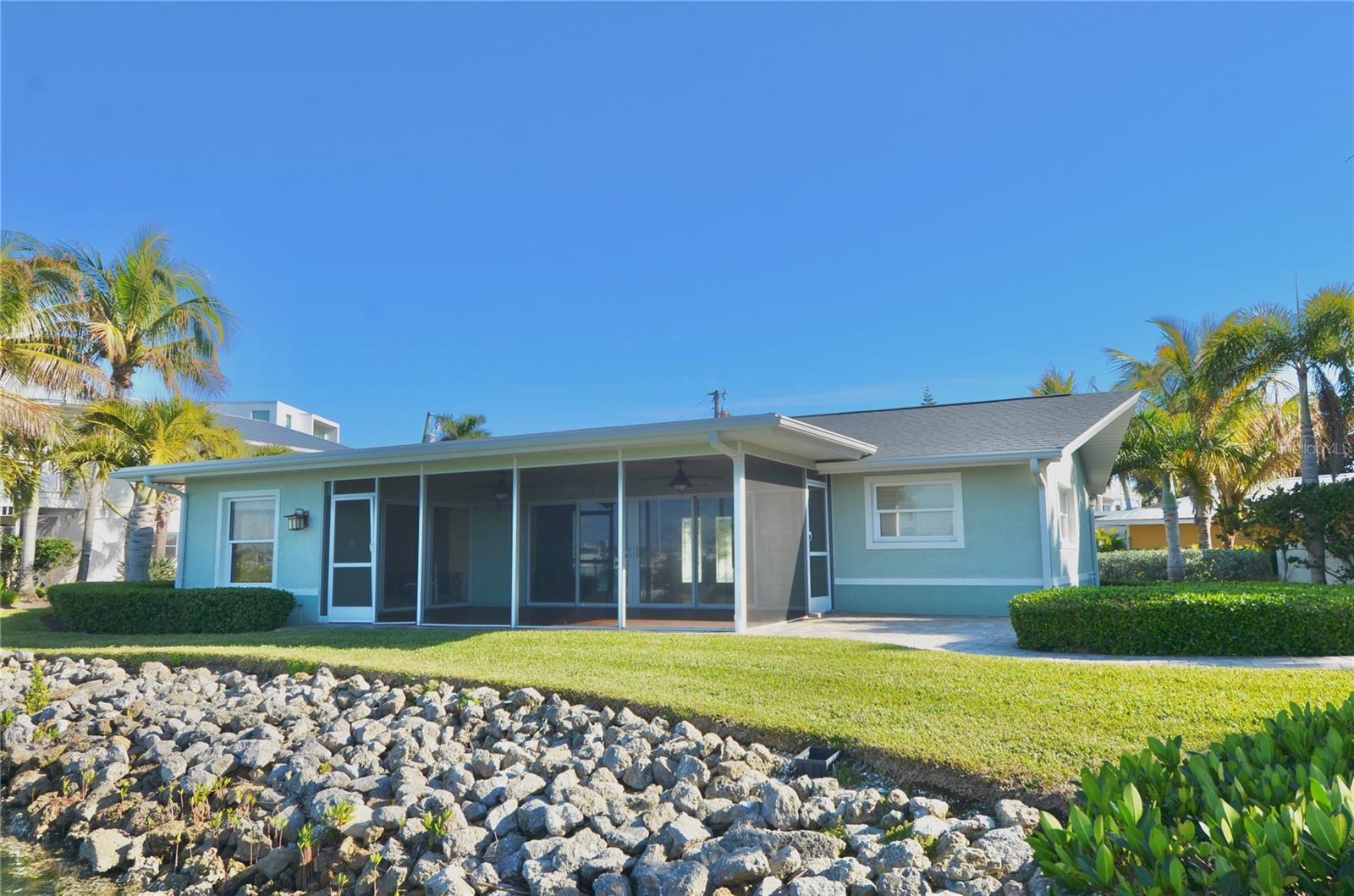 Image 9 of 55 For 724 El Dorado Drive