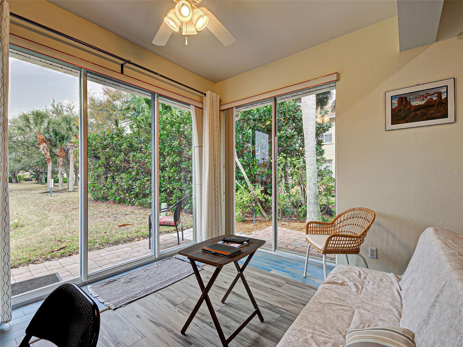 Image 16 of 52 For 251 Vista Del Lago Way