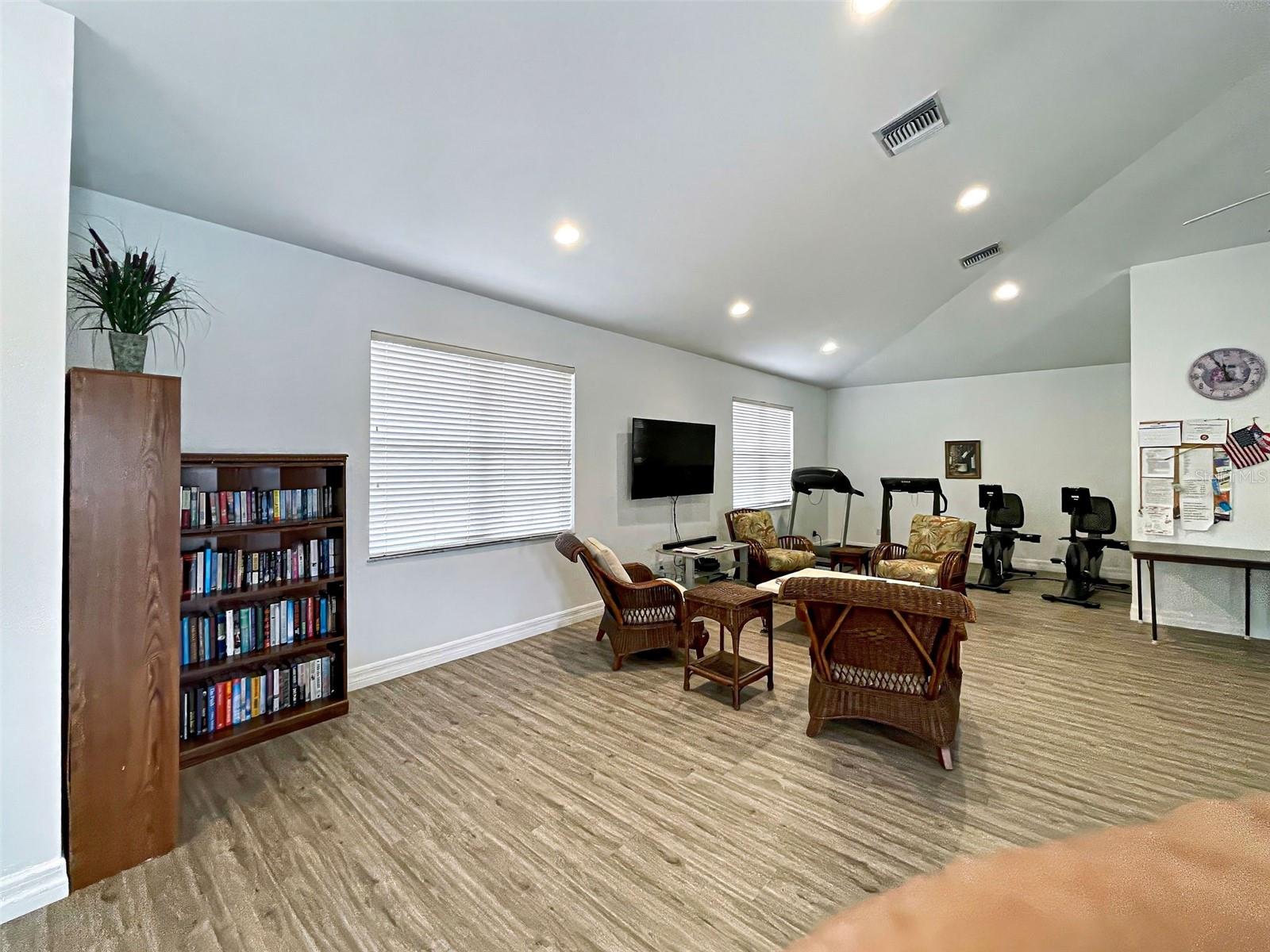 Image 49 of 52 For 251 Vista Del Lago Way