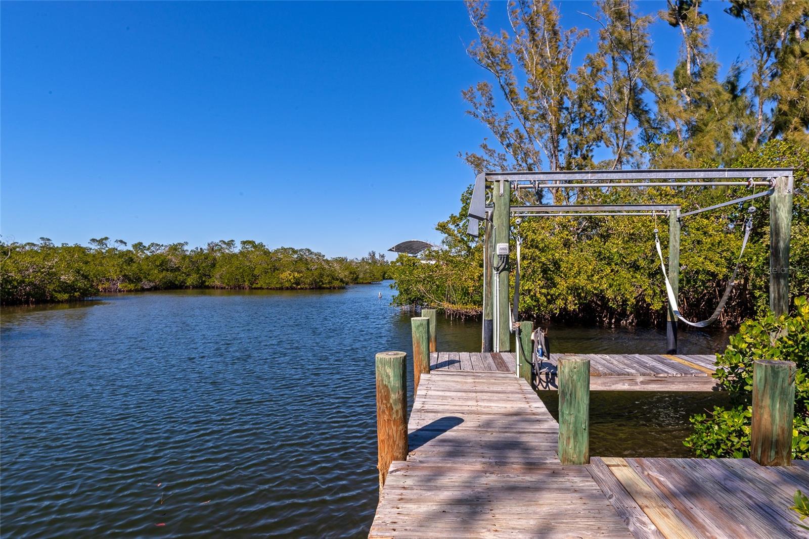 Image 26 of 84 For 950 Oxford Drive