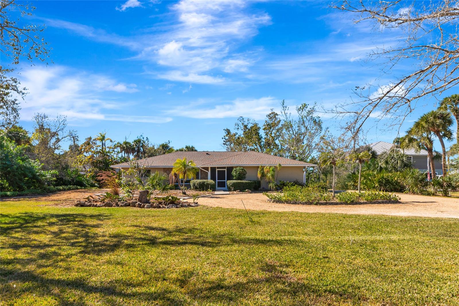 Image 3 of 84 For 950 Oxford Drive