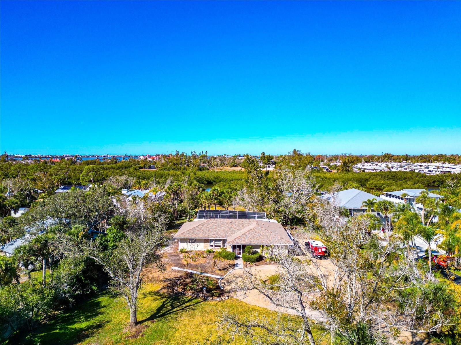 Image 47 of 84 For 950 Oxford Drive