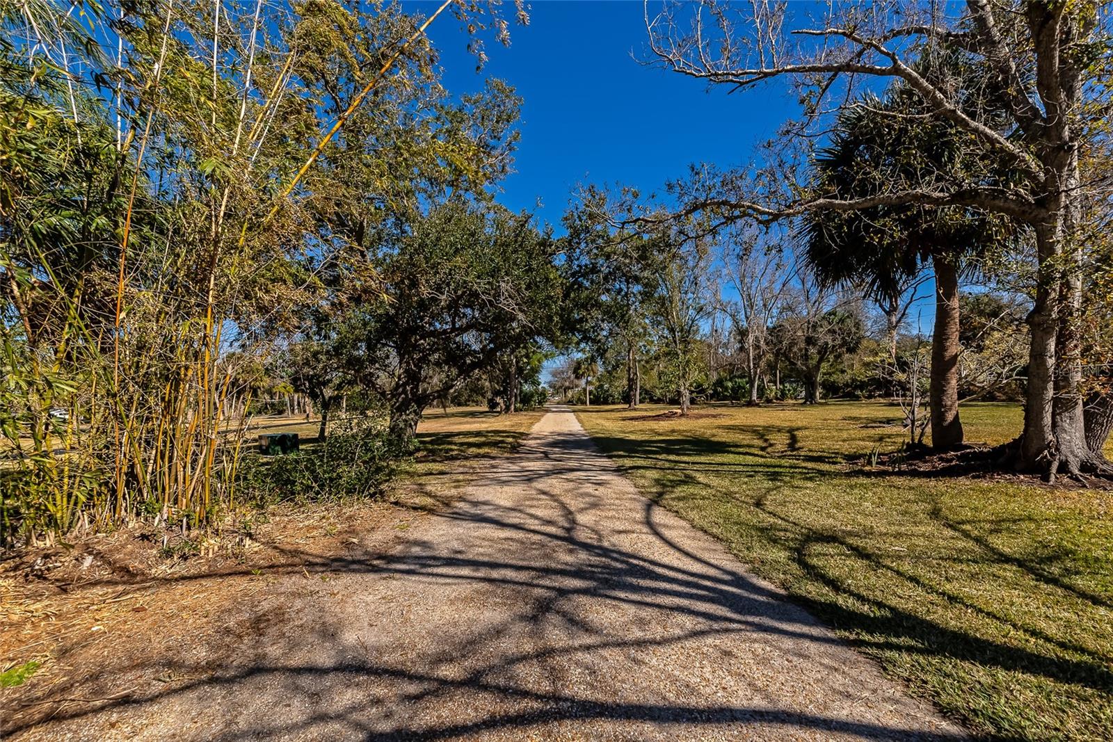 Image 50 of 84 For 950 Oxford Drive